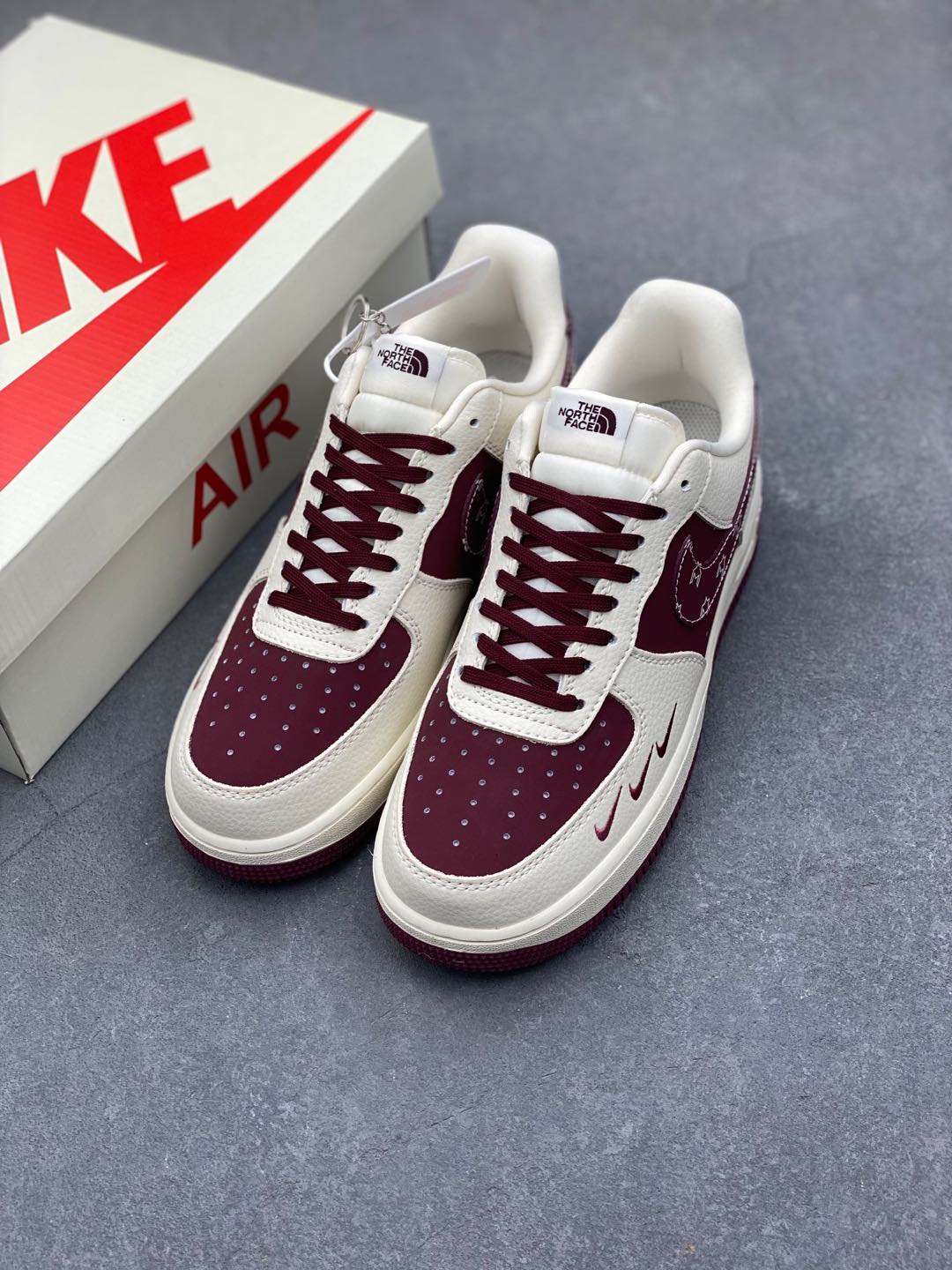 Nike Air Force 1 '07 Low The North Face Wine Red Sneakers 9 i1735504097096 6055 0 7