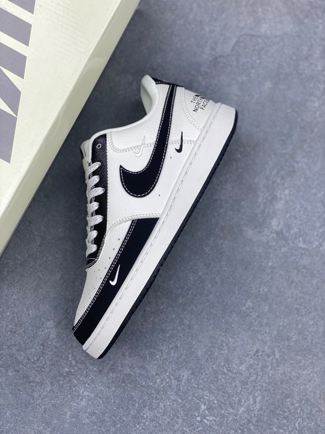 Nike Ebernon Low PRM: Breathable, Versatile Sneakers for Everyday Style & Comfort 8 i1735504438336 7069 0 6