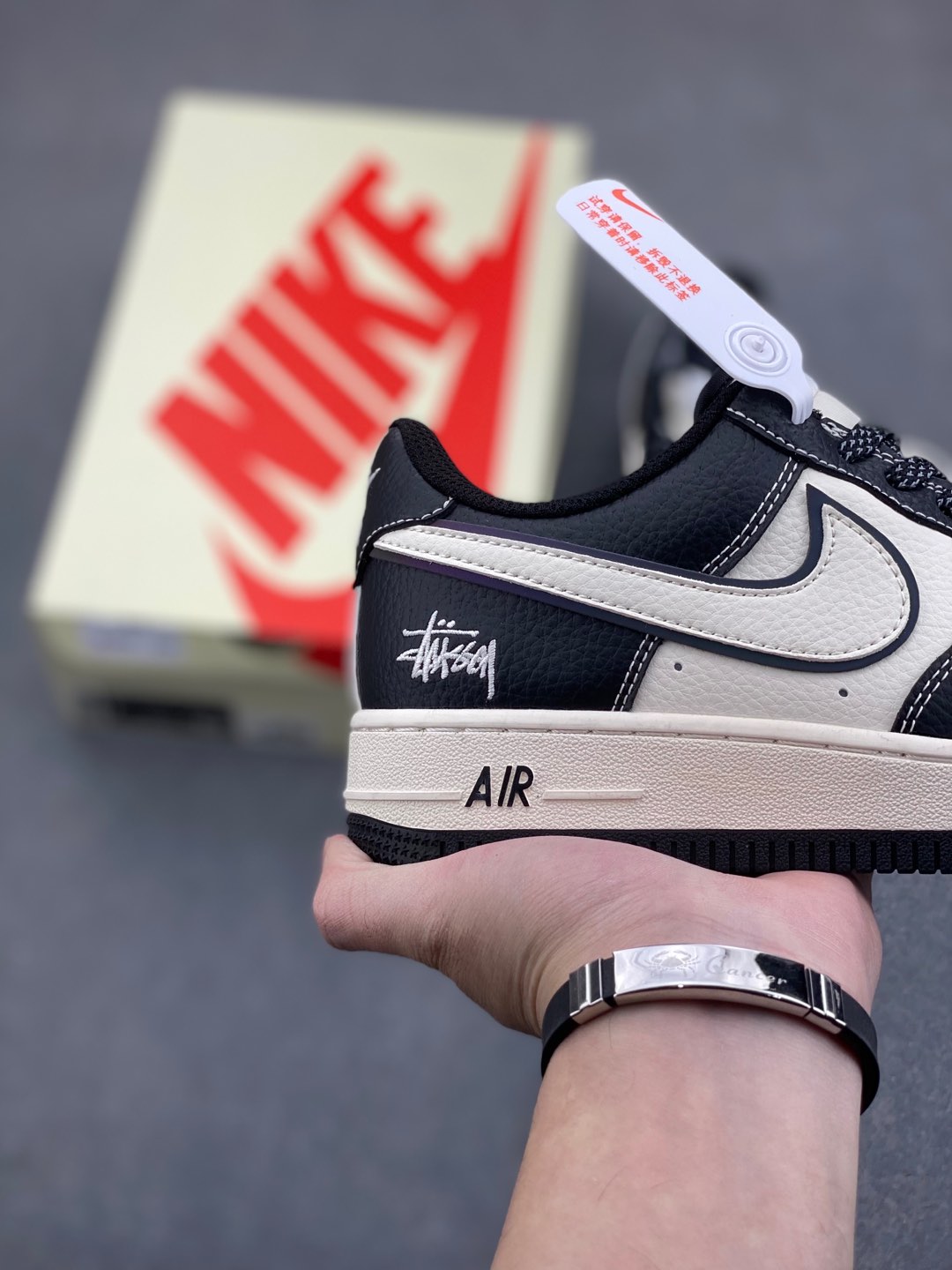 Nike Air Force 1 '07 Low Stussy Collab Black White Sneakers 6 i1735504771547 6003 0 4