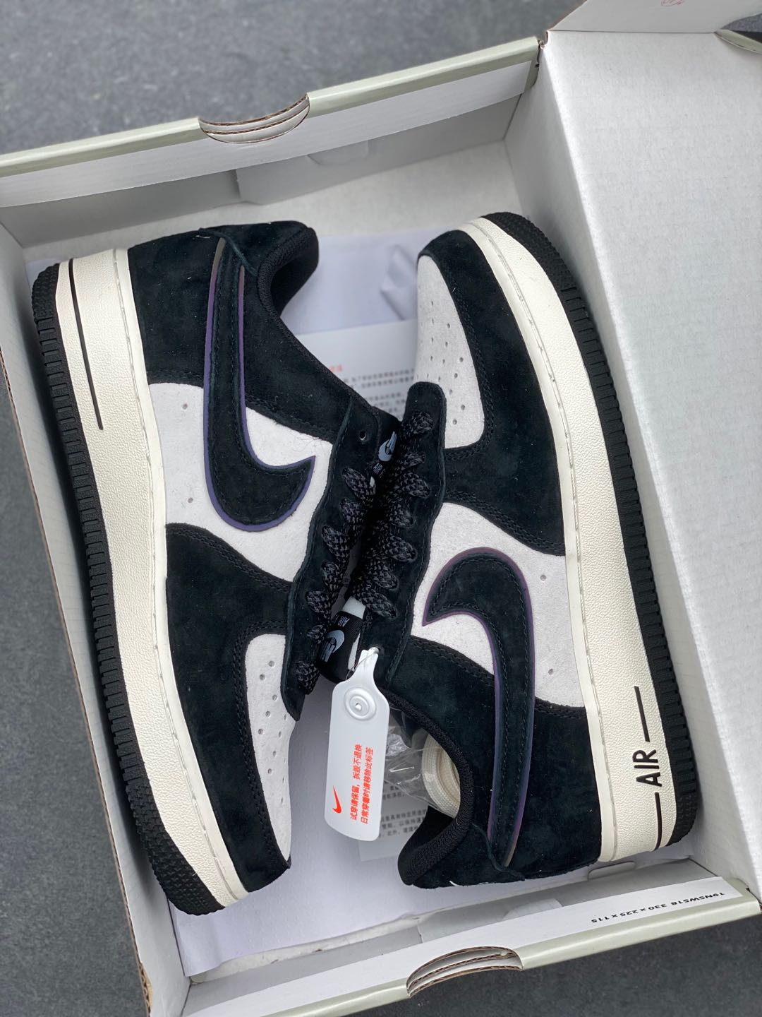 Nike Air Force 1 Black and White Athletic Shoes - MX0820-502 10 i1735589929813 9133 0 8