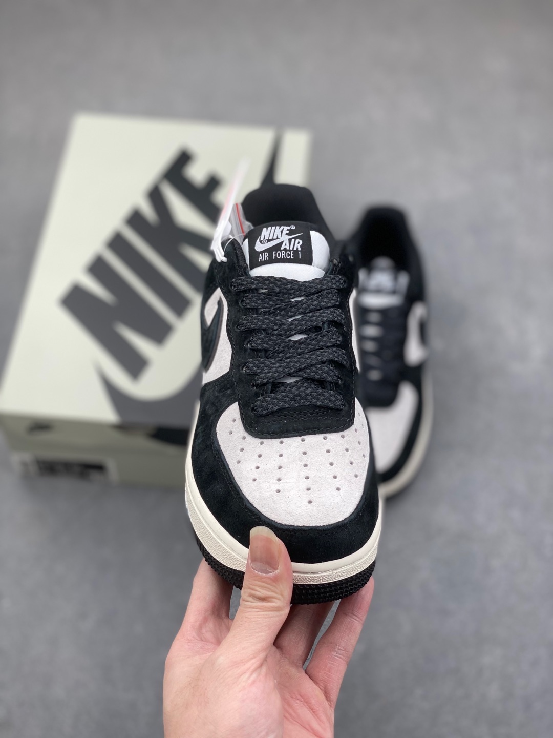Nike Air Force 1 Black and White Athletic Shoes - MX0820-502 3 i1735589929813 9518 0 1