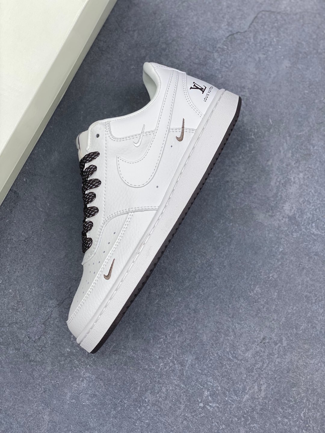Nike Ebernon Low PRM White Leather Sneakers - Comfortable & Breathable 8 i1735590072793 9841 0 6