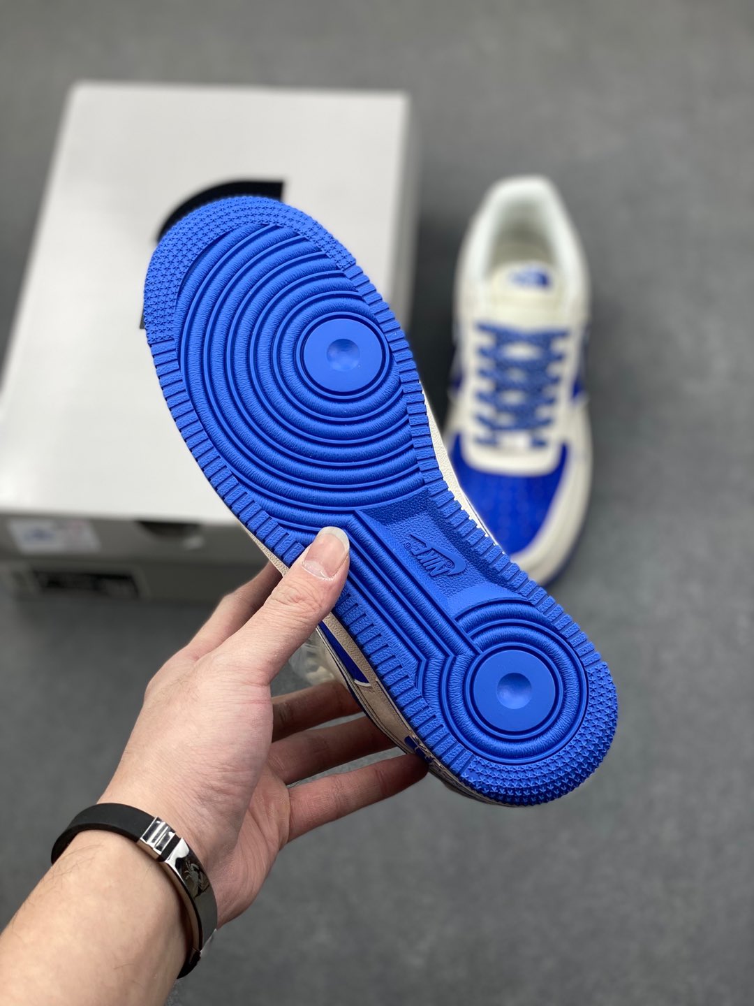 Nike Air Force 1 '07 Low The North Face Collab Sneakers - Limited Edition 7 i1735590155668 2450 0 5