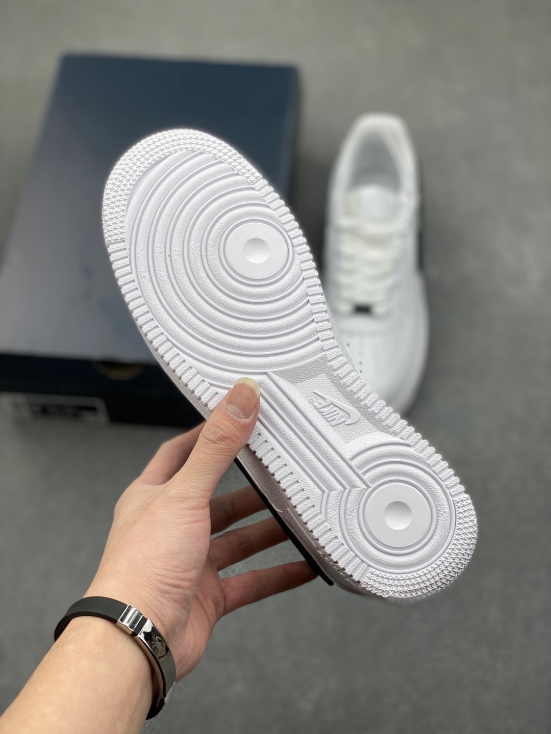 Nike Air Force 1 Low White Black Casual Sneakers IF1686-101 7 i1735590220199 1851 0 5