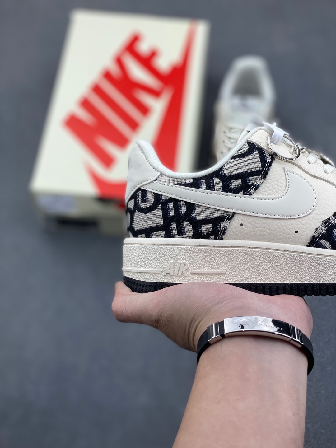 Nike Air Force 1 '07 Low "Dior" Black Pattern Sneakers Limited Edition 6 i1735590439123 7060 0 4