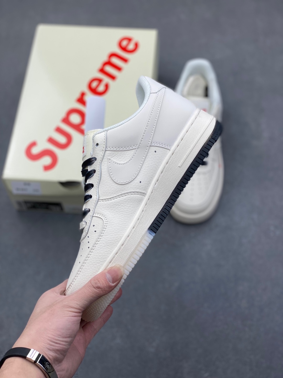 Nike Air Force 1 '07 Low Supreme Collab Sneakers - Style & Comfort 4 i1735590573180 6717 0 2