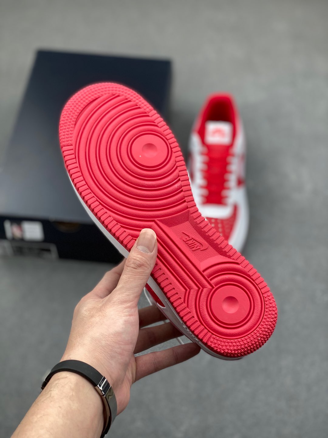 Nike Air Force 1 Low Valentine's Day White/Red Fashion Sneakers 7 i1735666570597 5714 0 5