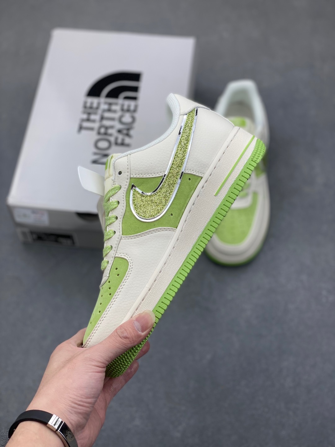 Nike Air Force 1 '07 Low The North Face Limited Edition Sneakers 4 i1735667213170 2565 0 2