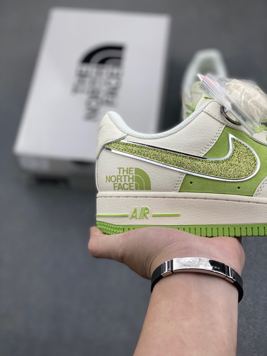 Nike Air Force 1 '07 Low The North Face Limited Edition Sneakers 6 i1735667213170 4891 0 4