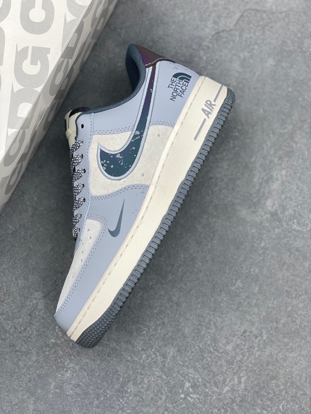 Nike Air Force 1 '07 Low The North Face Collab Sneakers - Limited Edition 8 i1735667710081 2435 0 6