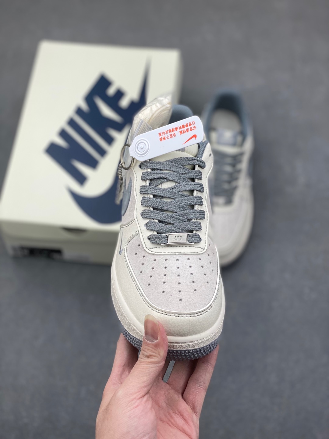 Nike Air Force 1 Low UN Undefeated Collaboration Pigalle Grey Sneakers 3 i1735667864958 7836 0 1