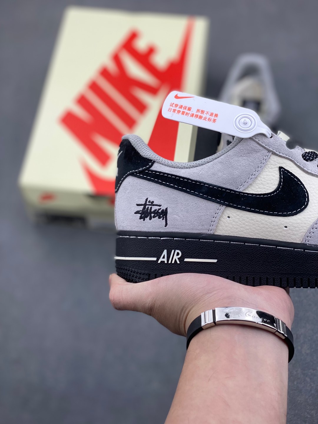 Nike Air Force 1 '07 Low Stussy Collab Sneakers - Black Sole Limited Edition 6 i1735667905763 592 0 4