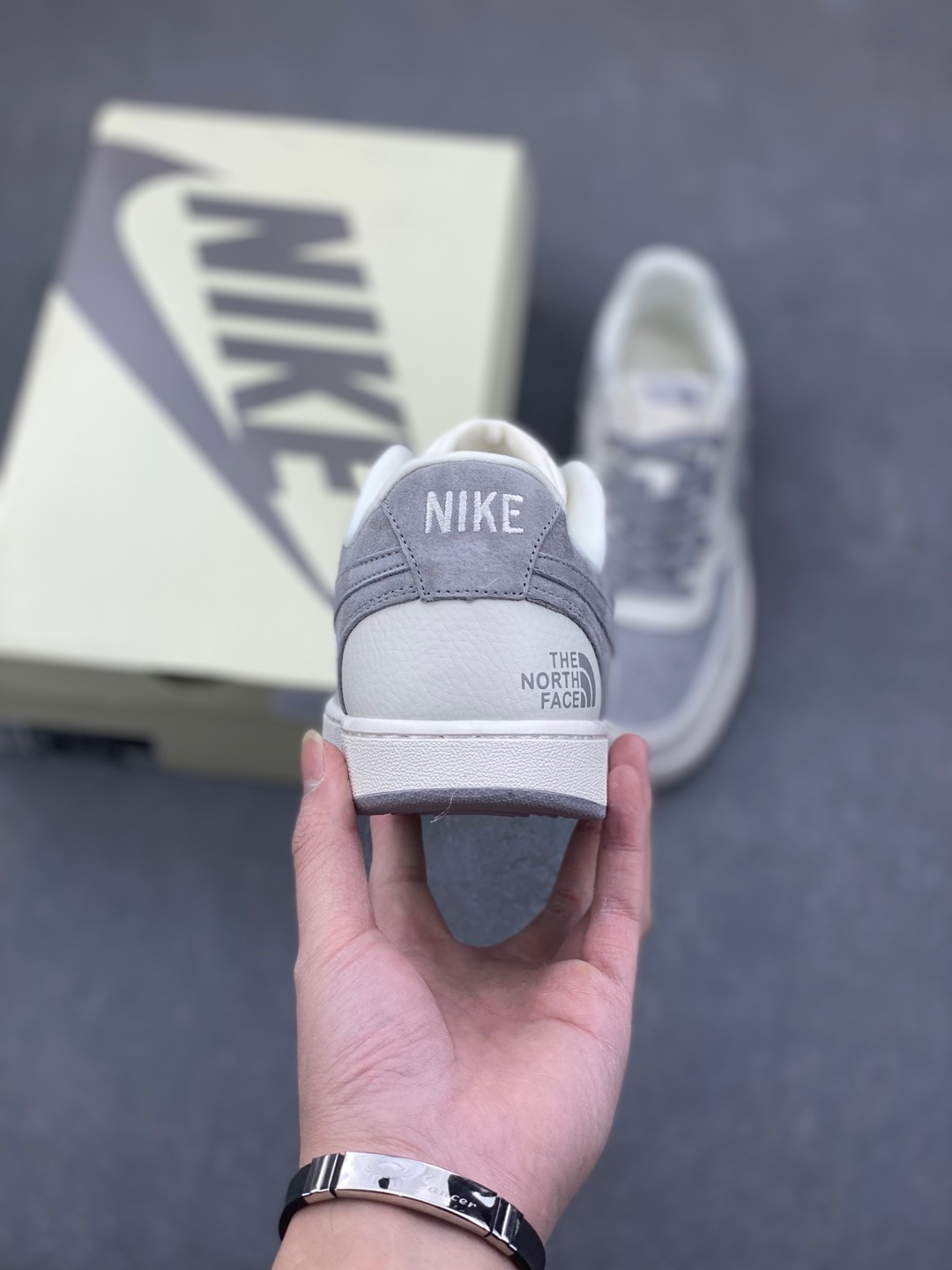 Nike Ebernon Low PRM: Breathable, Versatile Sneakers for Daily Wear(FD5188-116) 5 i1735668023642 2368 0 3