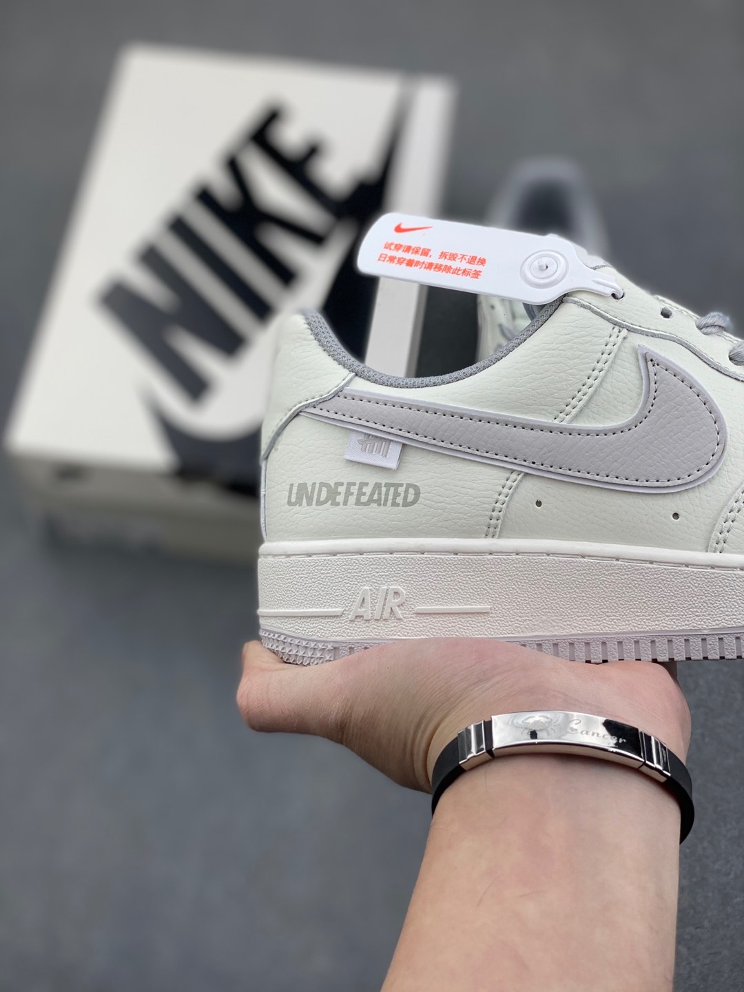 Undefeated x Nike Air Force 1 Low White/Grey Limited Edition Sneakers 6 i1735668549100 8211 0 4