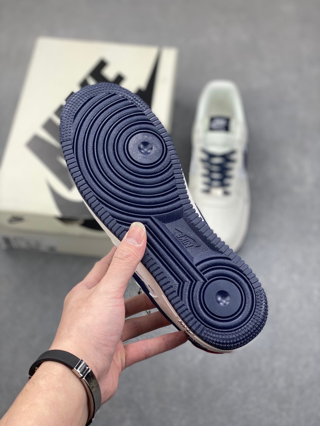 Nike Air Force 1 Low x Stussy Custom Sneakers - Limited Edition 7 i1735668596972 3251 0 5