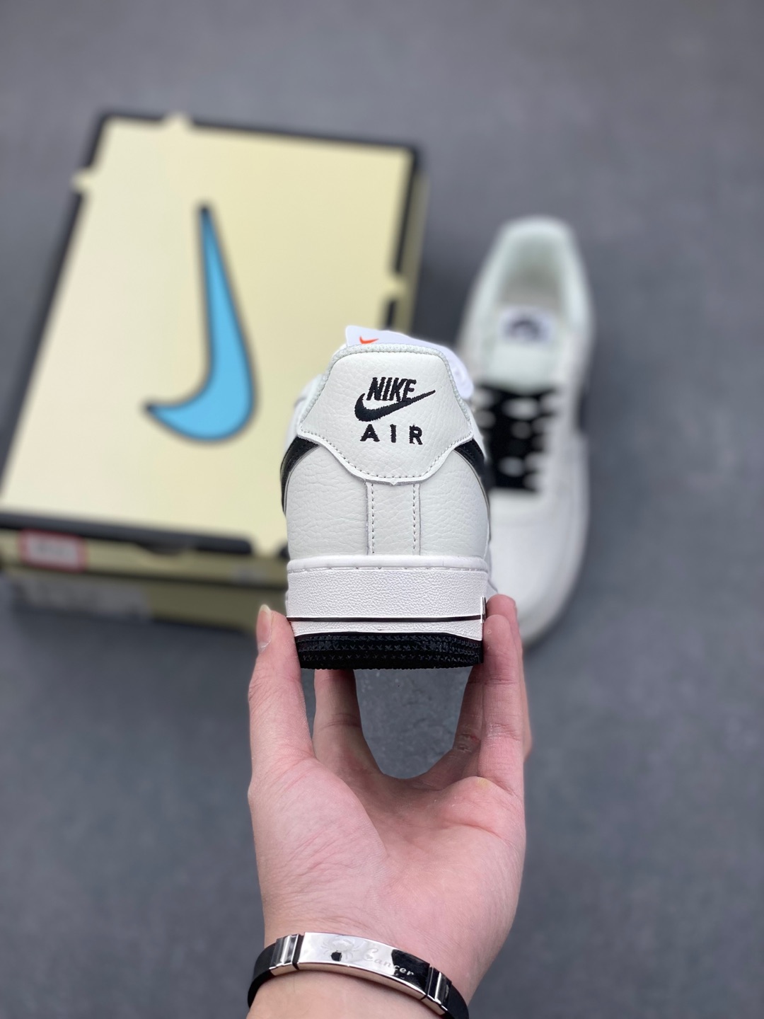 Undefeated x Nike Air Force 1 Low Custom Leather Sneakers 5 i1735668718344 6972 0 3