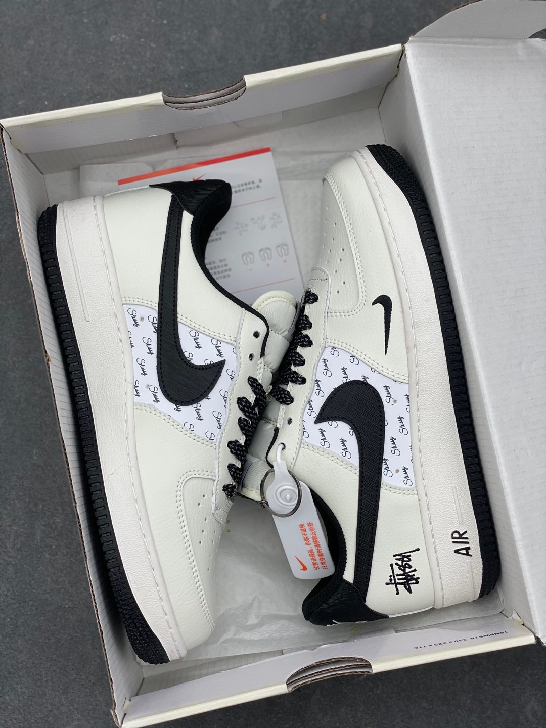 Undefeated x Nike Air Force 1 Low Casual Sneakers - Limited Edition 10 i1735668831429 8014 0 8