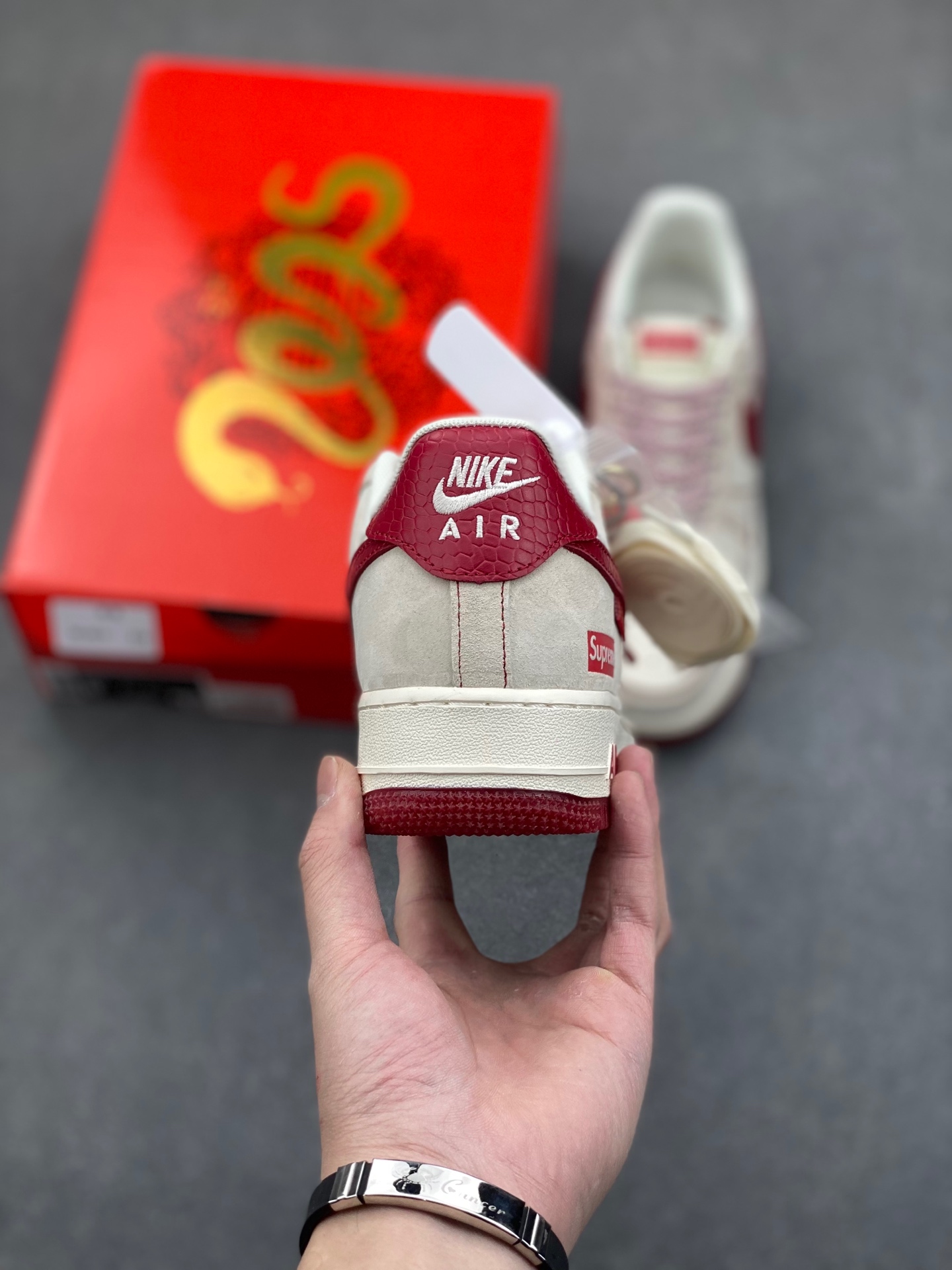 Nike Air Force 1 '07 Low Supreme Collab - Snake Year Limited Edition 5 i1736318060159 6113 0 3