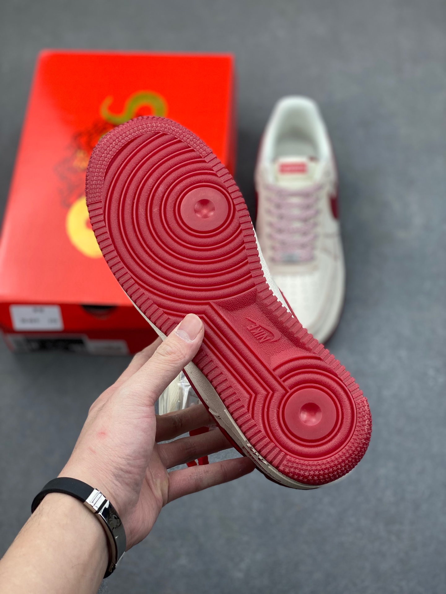 Nike Air Force 1 '07 Low Supreme Collab - Snake Year Limited Edition 7 i1736318060402 7501 0 5
