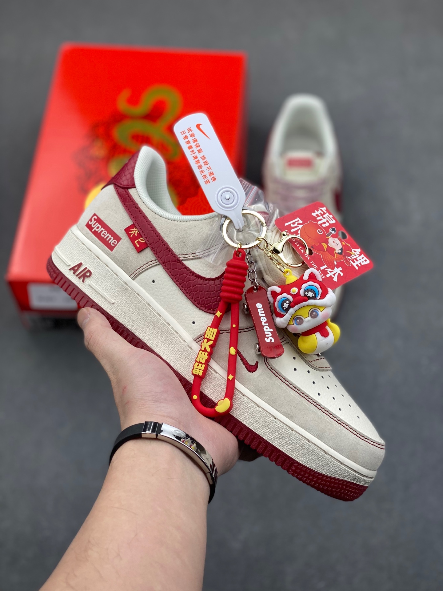 Nike Air Force 1 '07 Low Supreme Collab - Snake Year Limited Edition 2 i1736318062228 461 0 0