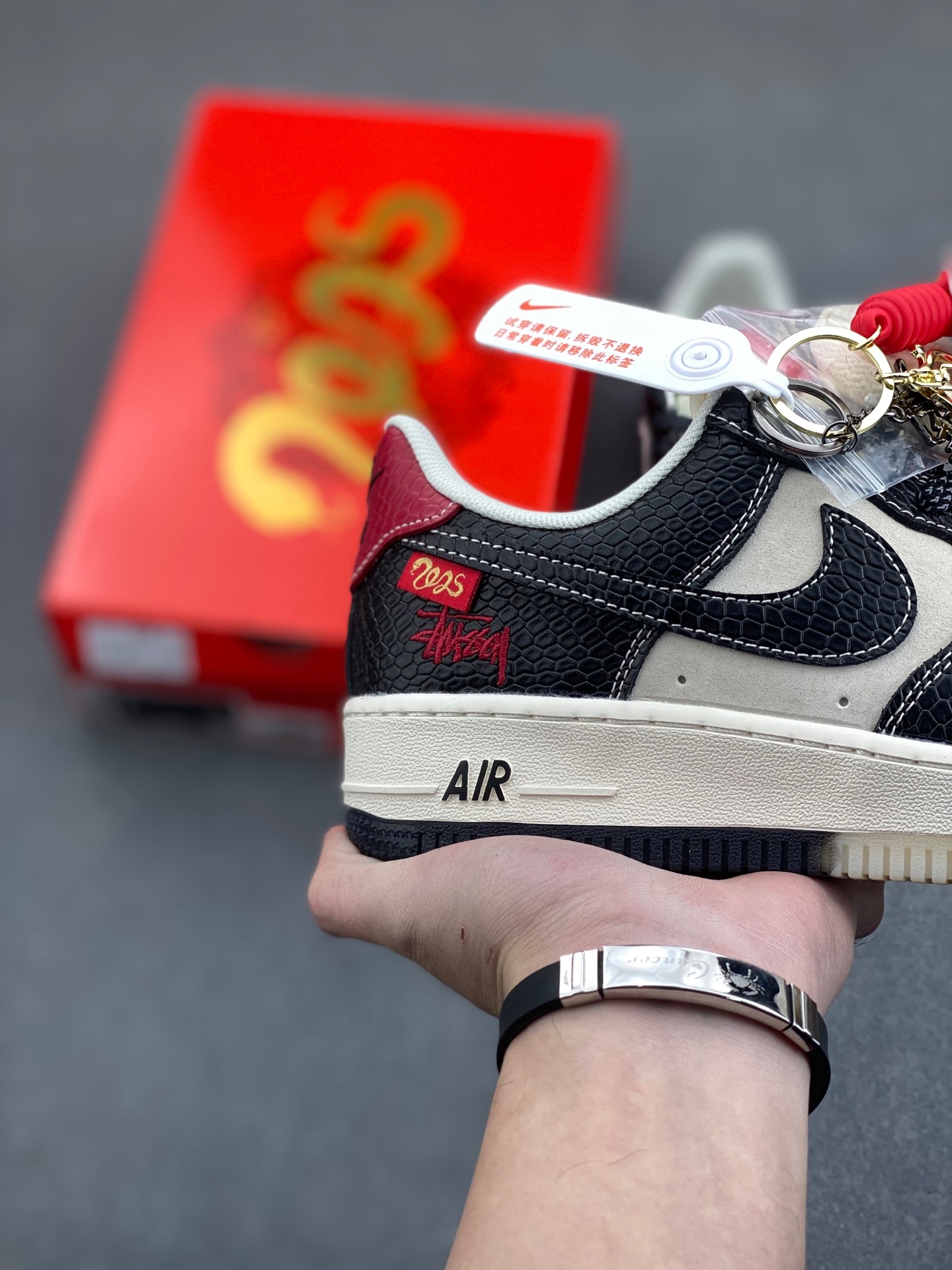 Nike Air Force 1 '07 Low Stussy Collab Black Snake - Limited Edition Sneakers 6 i1736449498840 6911 0 4