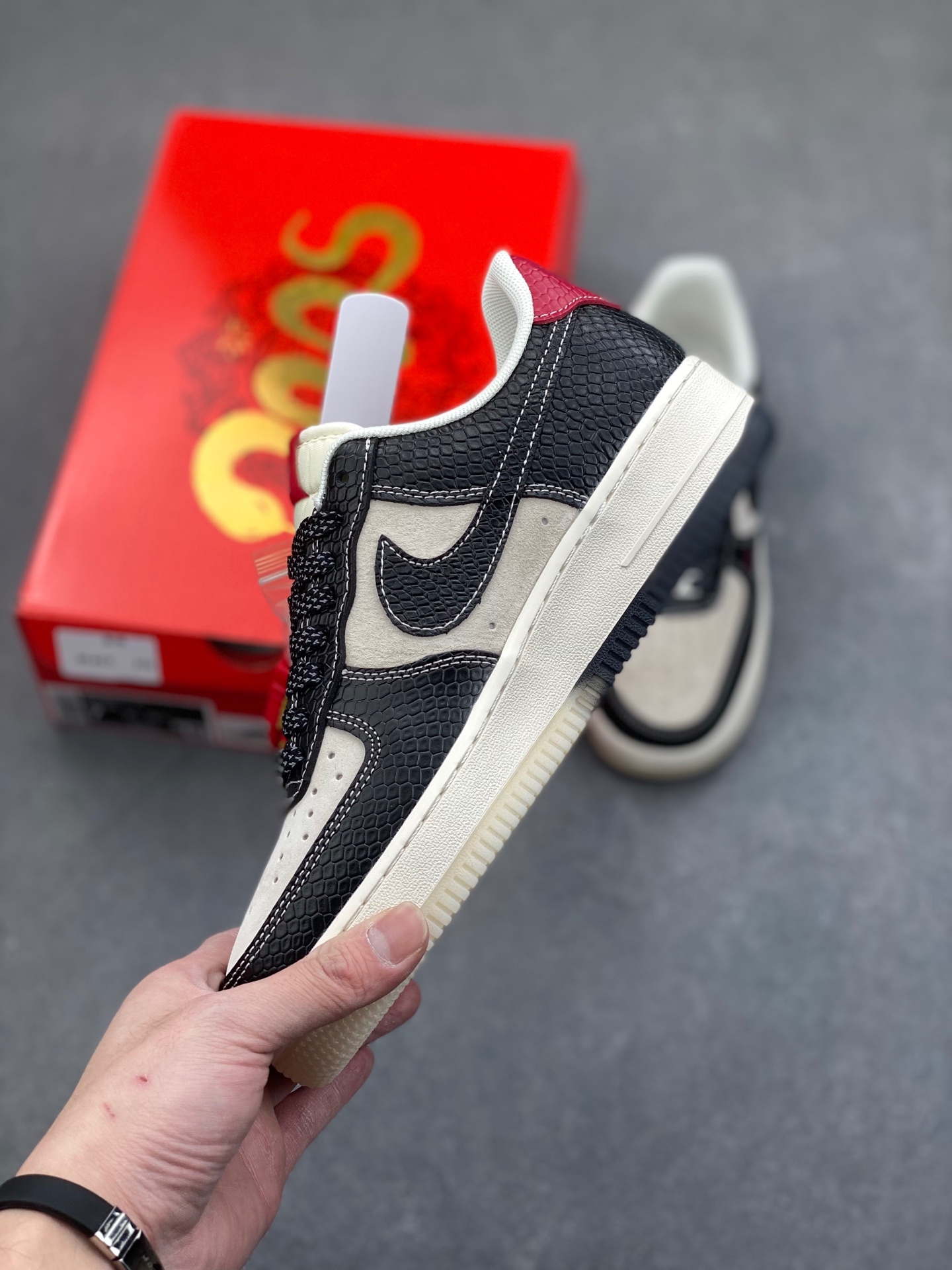 Nike Air Force 1 '07 Low Stussy Collab Black Snake - Limited Edition Sneakers 4 i1736449498841 5737 0 2