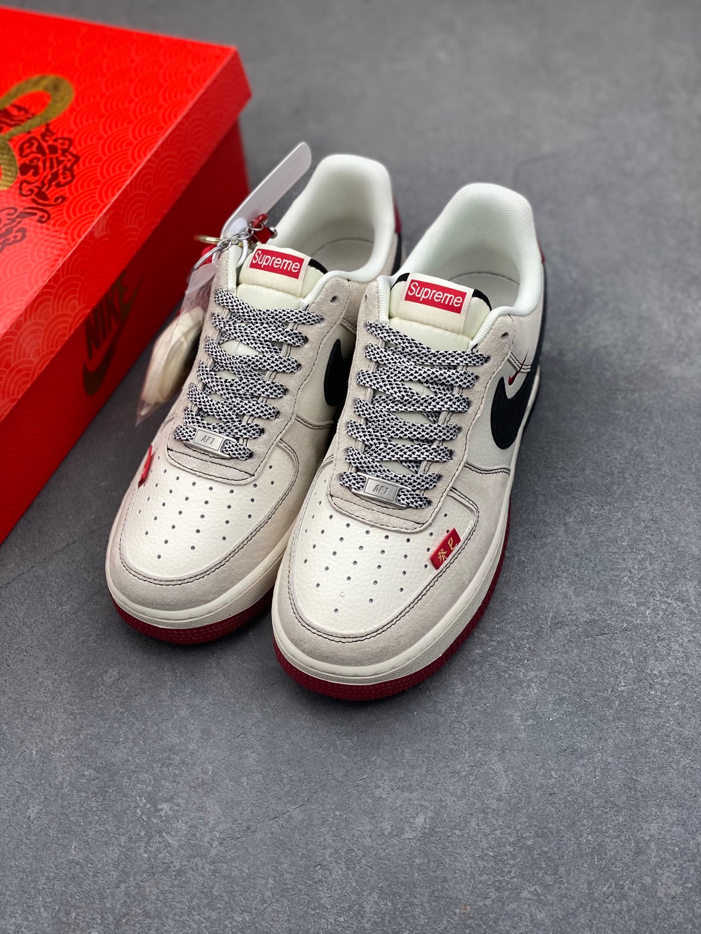 Nike Air Force 1 '07 Low Supreme Collab Black Snake - Limited Edition 9 i1736449617855 2669 0 7