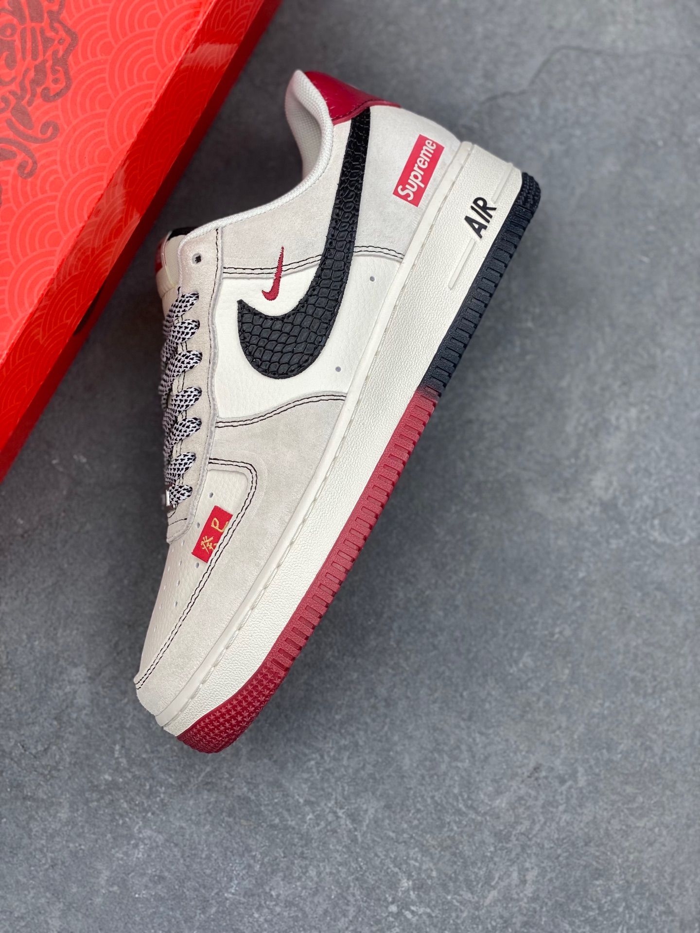 Nike Air Force 1 '07 Low Supreme Collab Black Snake - Limited Edition 8 i1736449618117 4686 0 6