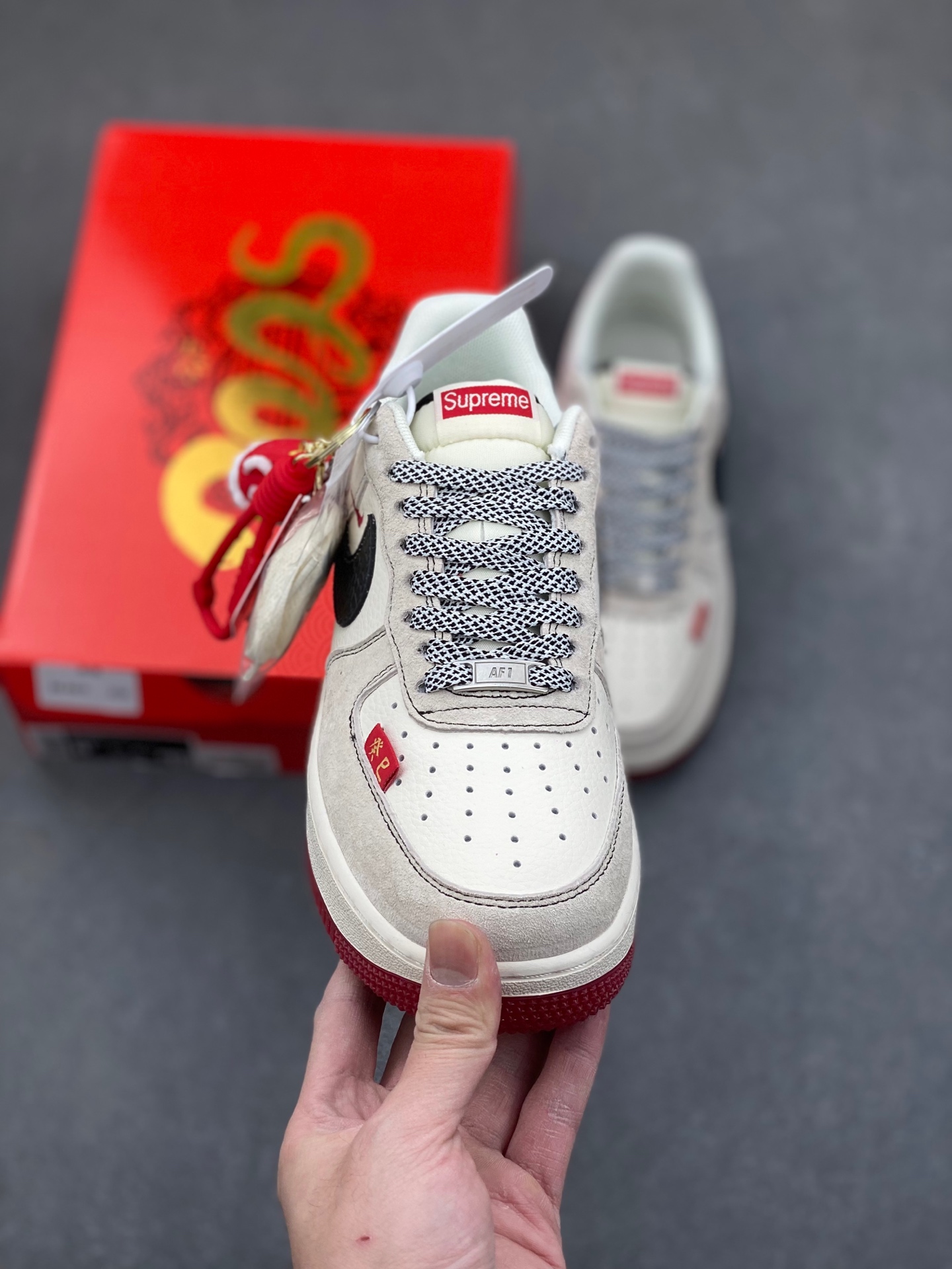 Nike Air Force 1 '07 Low Supreme Collab Black Snake - Limited Edition 3 i1736449618668 5977 0 1