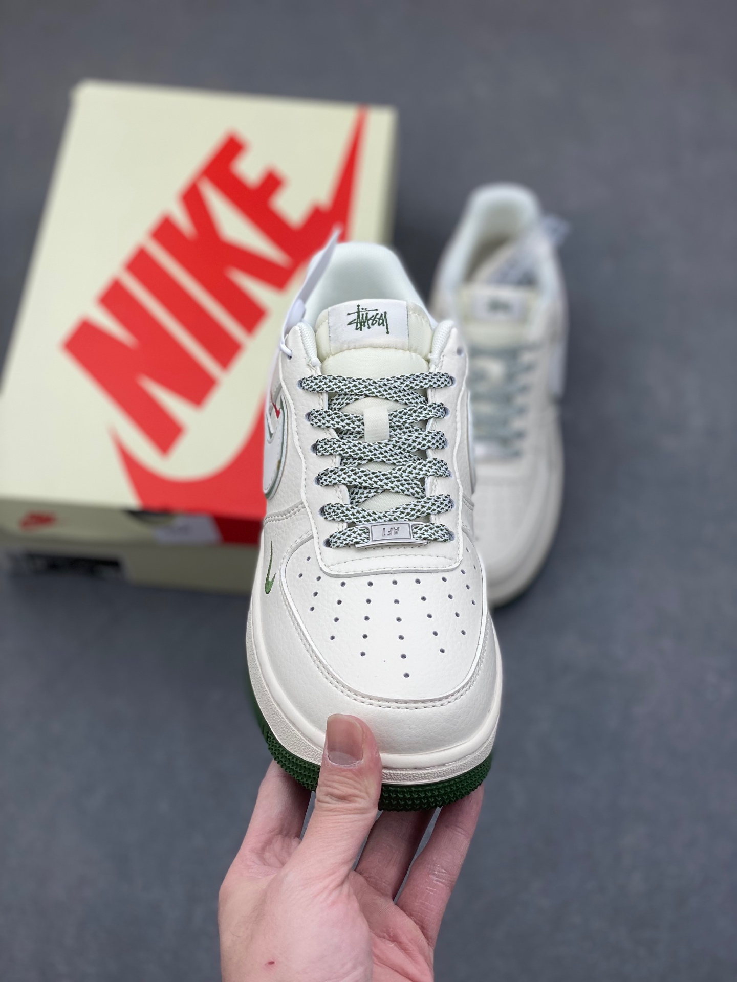 Nike Air Force 1 '07 Low Stussy Collab Cream/Green/Red Casual Sneakers 3 i1736449746545 5091 0 1