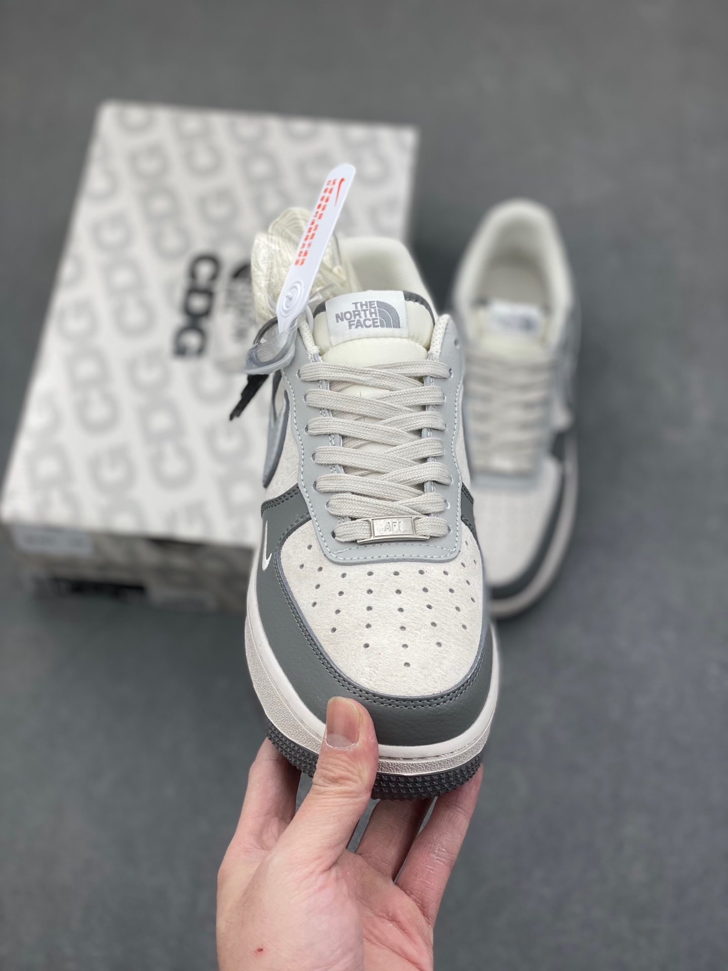 Nike Air Force 1 '07 Low The North Face CDG Gray Sneakers 3 i1736452284035 4081 0 1