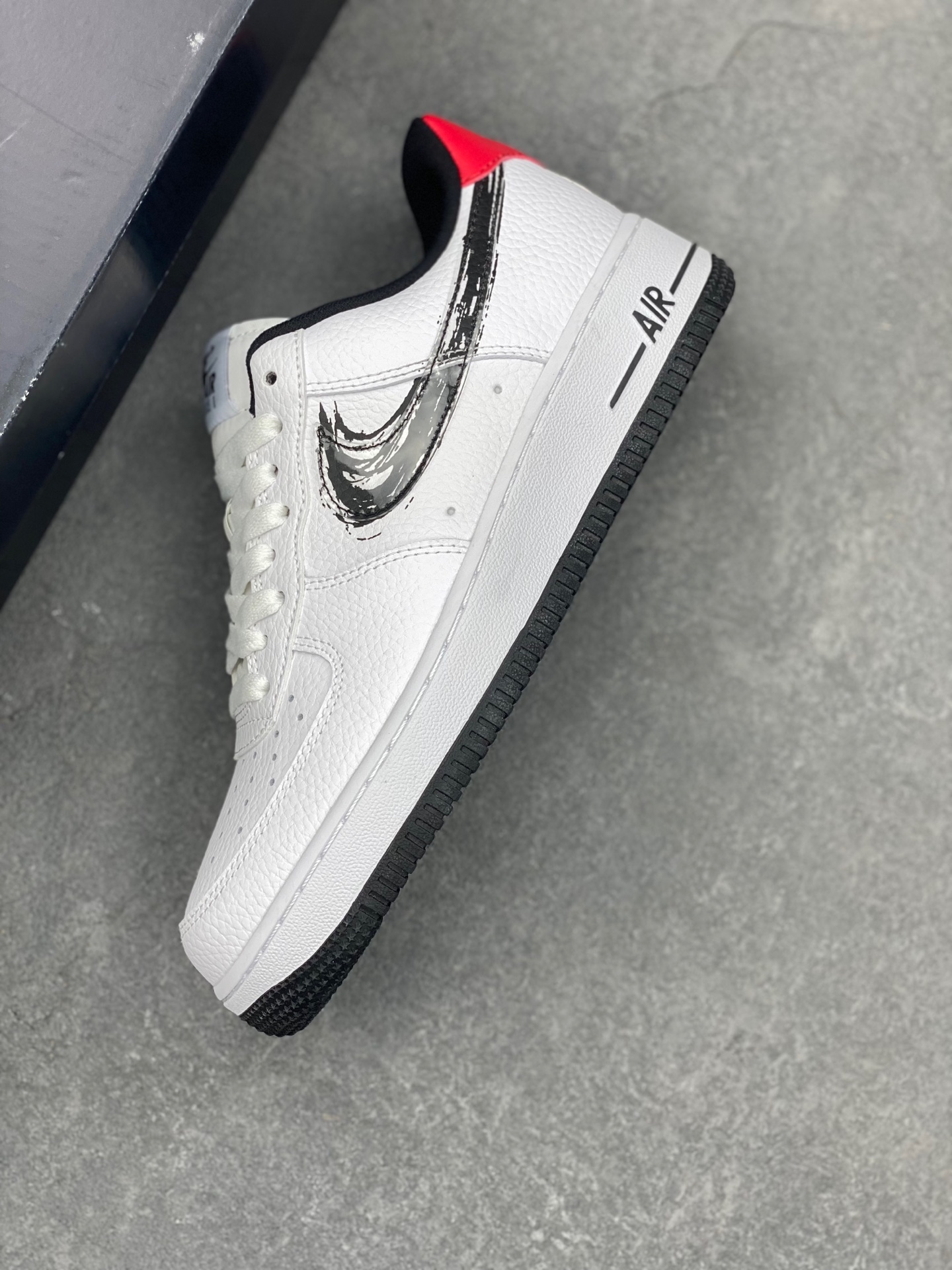 Nike Air Force 1 '07 Low White/Black/Red DA4657-100 Men's Sneakers 8 i1736452444475 1949 0 6