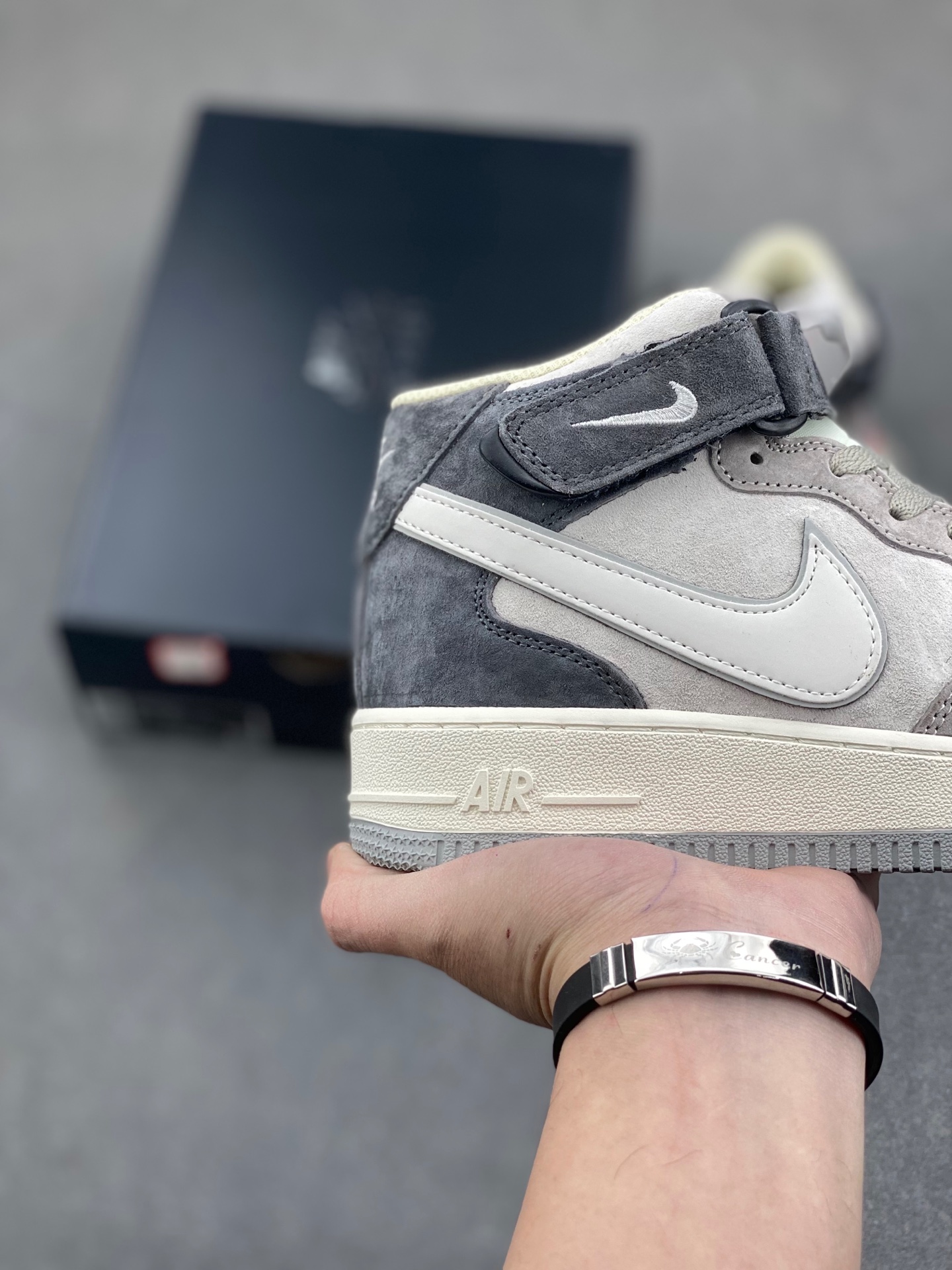 Nike Air Force 1 MID '07 Grey Black Suede Sneakers 6 i1736543281798 2874 0 4