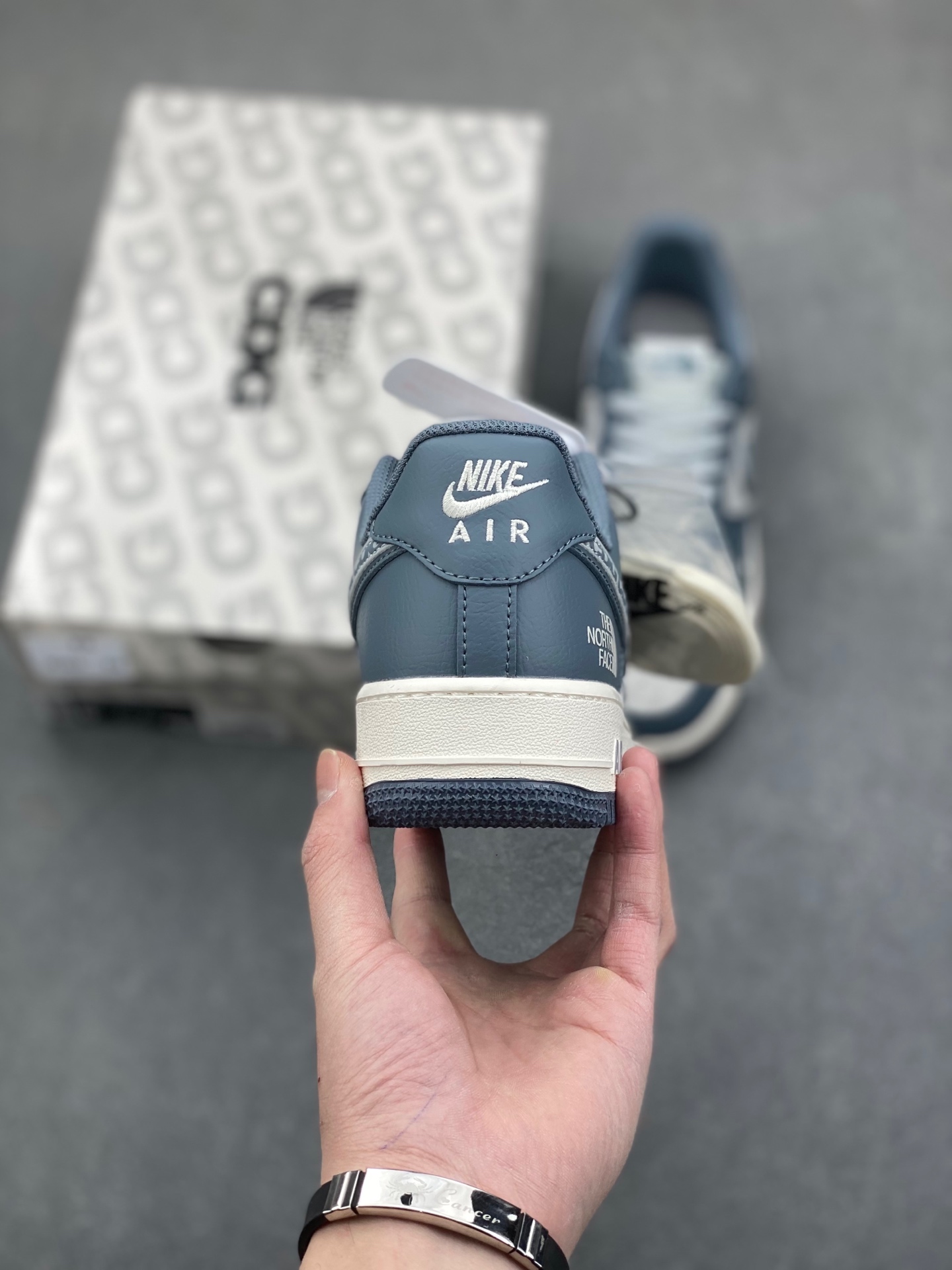 Nike Air Force 1 '07 Low Sneakers - Limited Edition, Premium Comfort 5 i1736543368037 2330 0 3