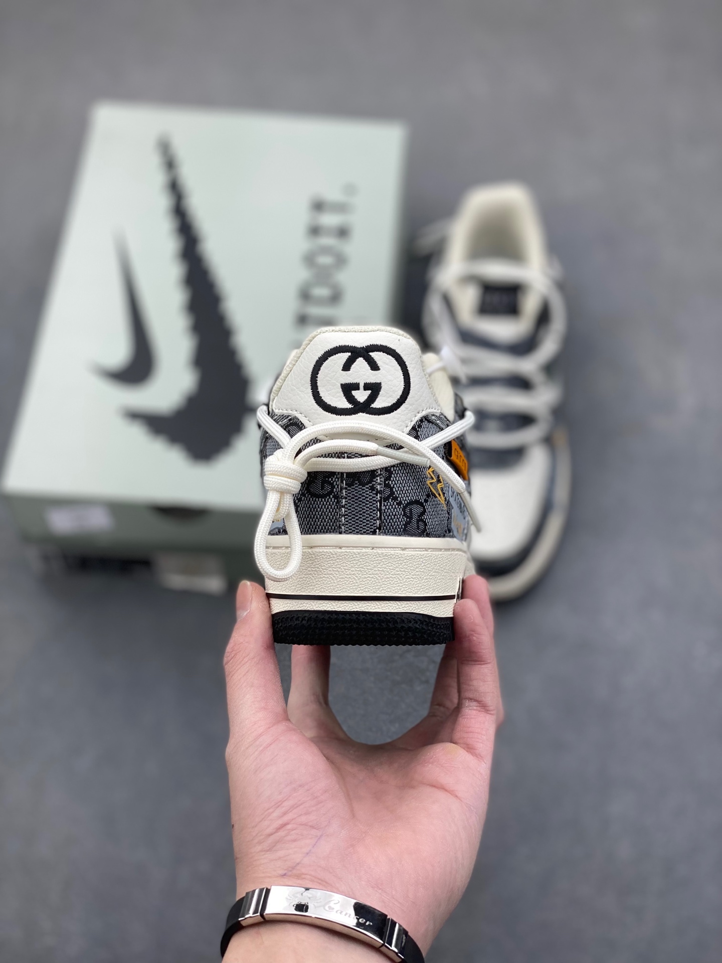 Nike Air Force 1 '07 Low Sneakers - Limited Edition, Designer Accents, Comfortable Fit 5 i1736543428701 2762 0 3