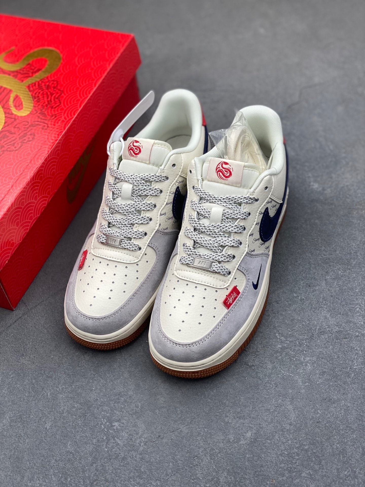 Nike Air Force 1 '07 Low Limited Edition Sneakers - Style & Comfort 9 i1736543564628 8972 0 7