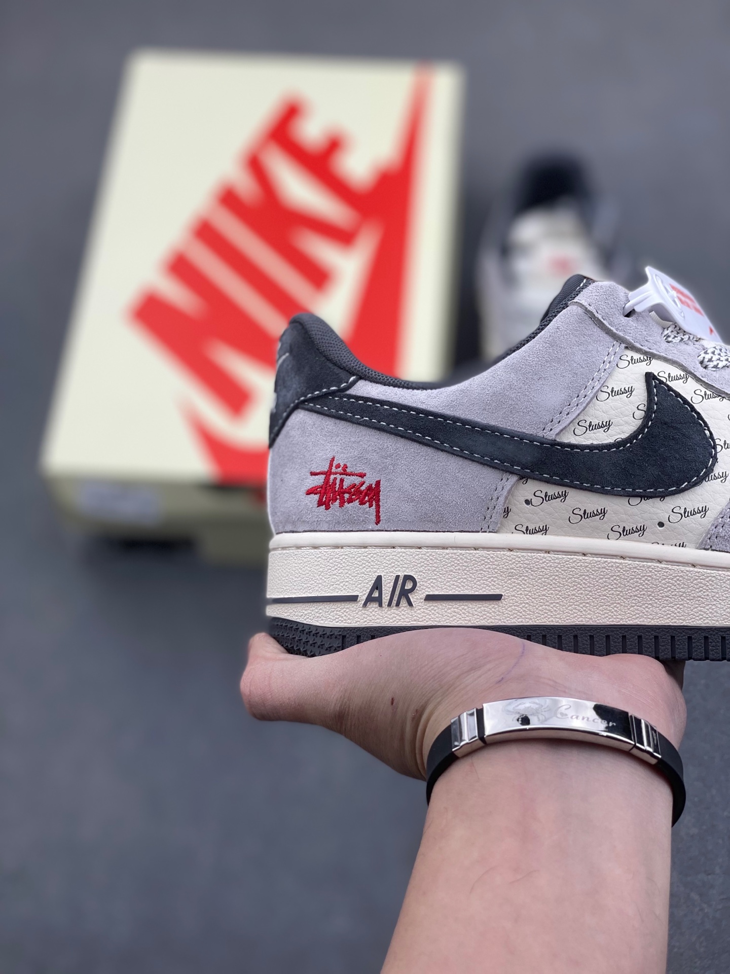 Nike Air Force 1 '07 Low Stüssy Collab Sneakers Limited Edition 6 i1736564901726 3279 0 4