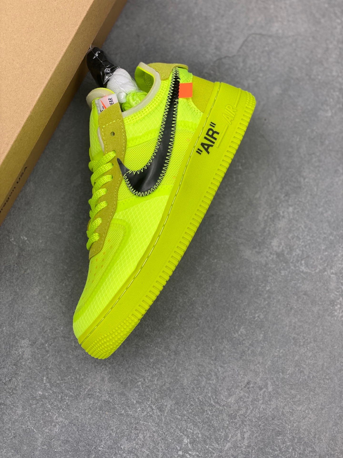 Nike x Off-White Air Force 1 Low 'Volt' 2.0 Sneakers - Classic Style 8 i1736626144220 7626 0 6