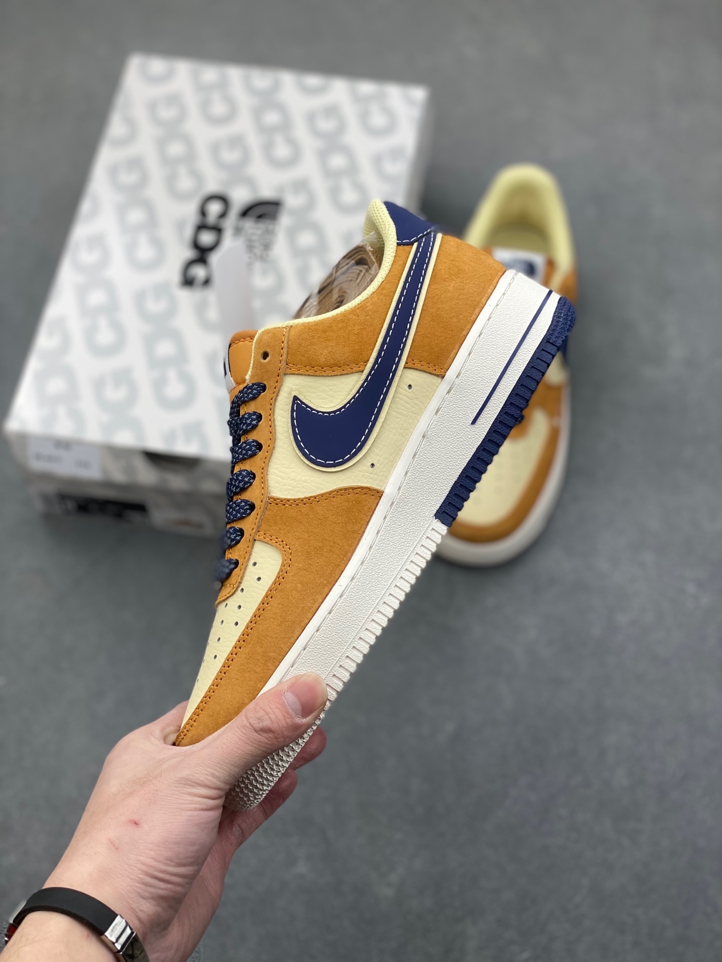 Nike Air Force 1 '07 Low The North Face Collab Sneakers - Orange 4 i1736626331018 931 0 2