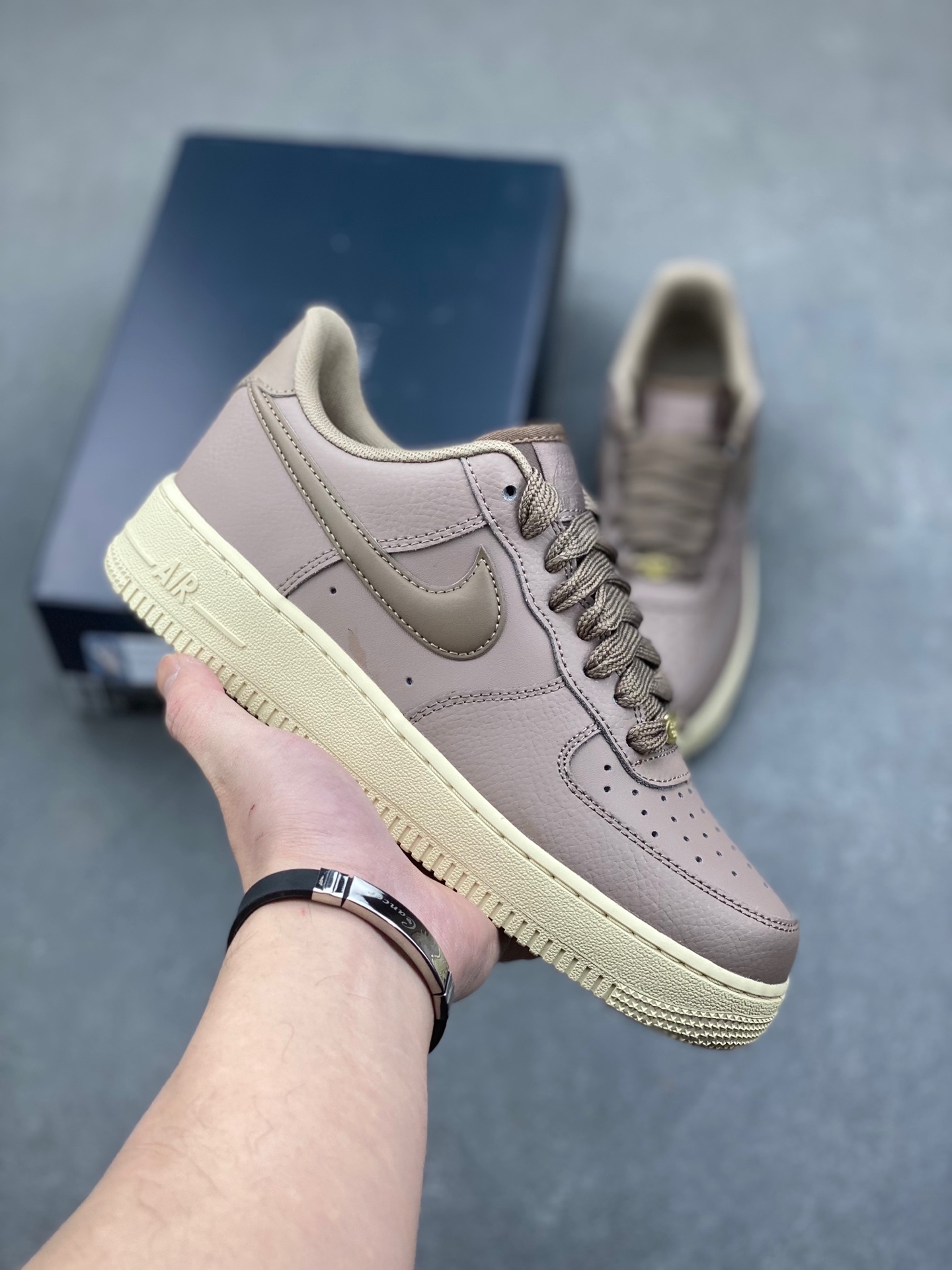 Nike Air Force 1 Low '07 Brown: Classic Comfort, Iconic Style, Available Now! 2 i1736626539265 9367 0 0