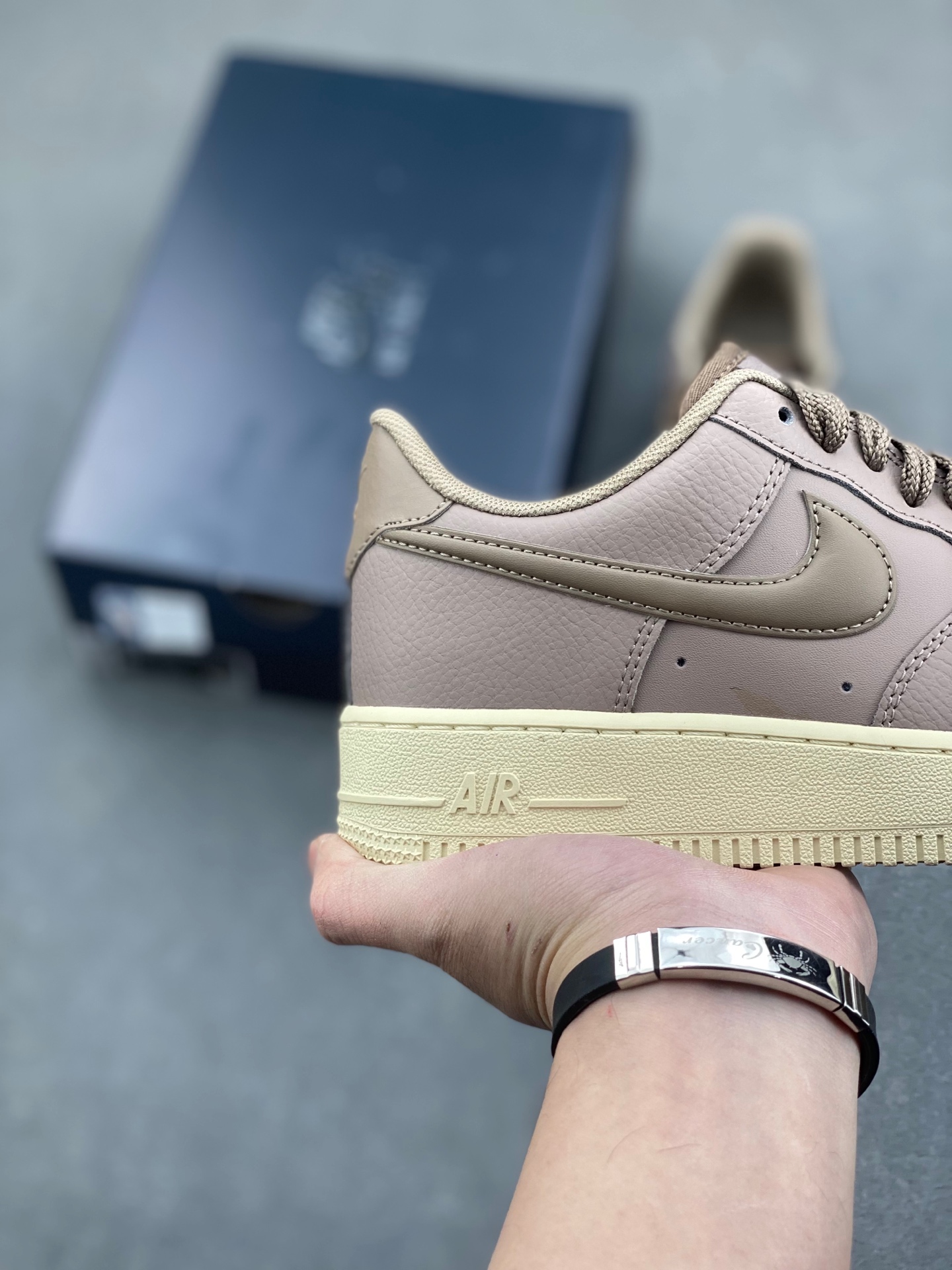 Nike Air Force 1 Low '07 Brown: Classic Comfort, Iconic Style, Available Now! 6 i1736626540552 8403 0 4