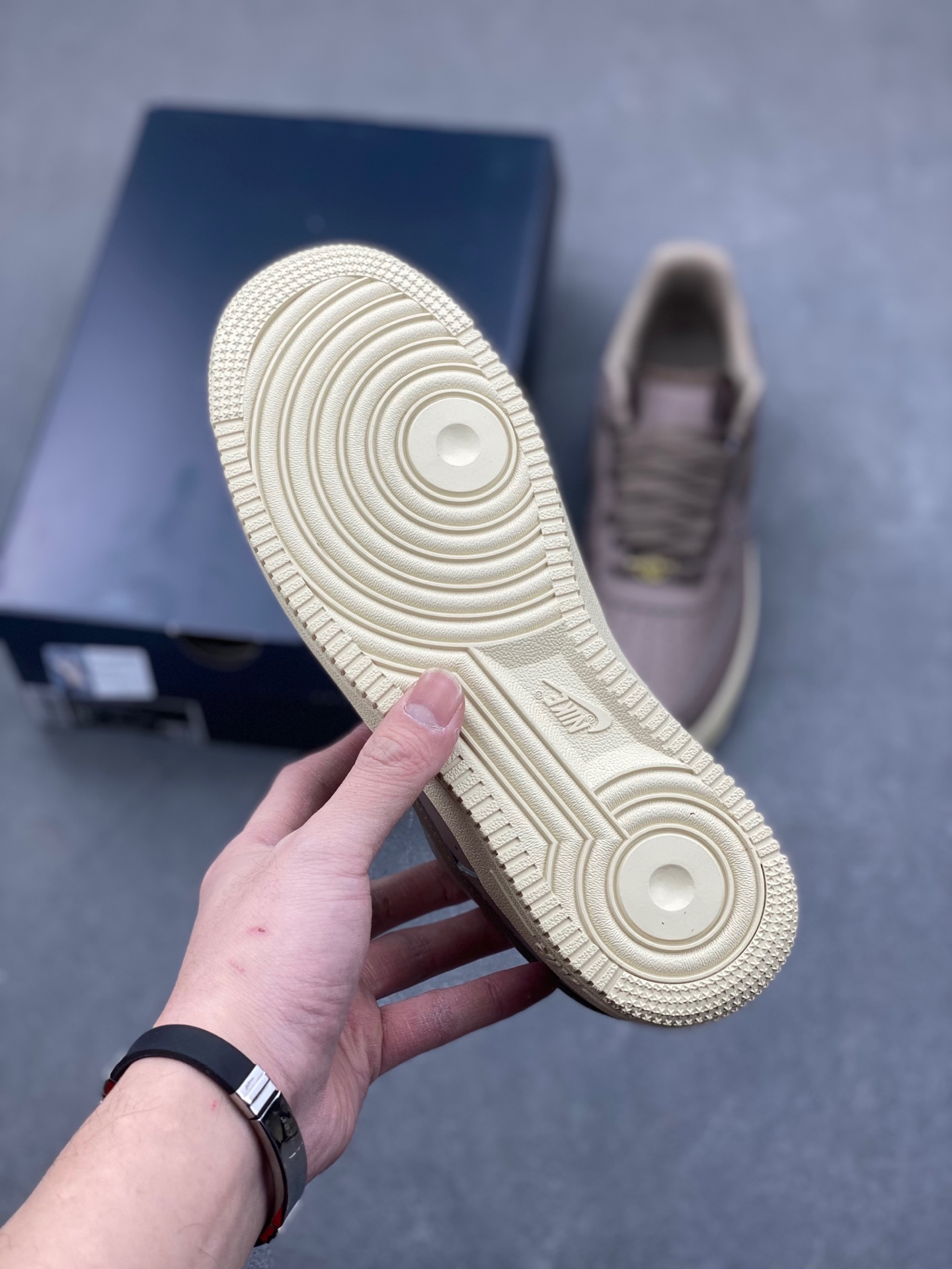 Nike Air Force 1 Low '07 Brown: Classic Comfort, Iconic Style, Available Now! 7 i1736626540795 5108 0 5