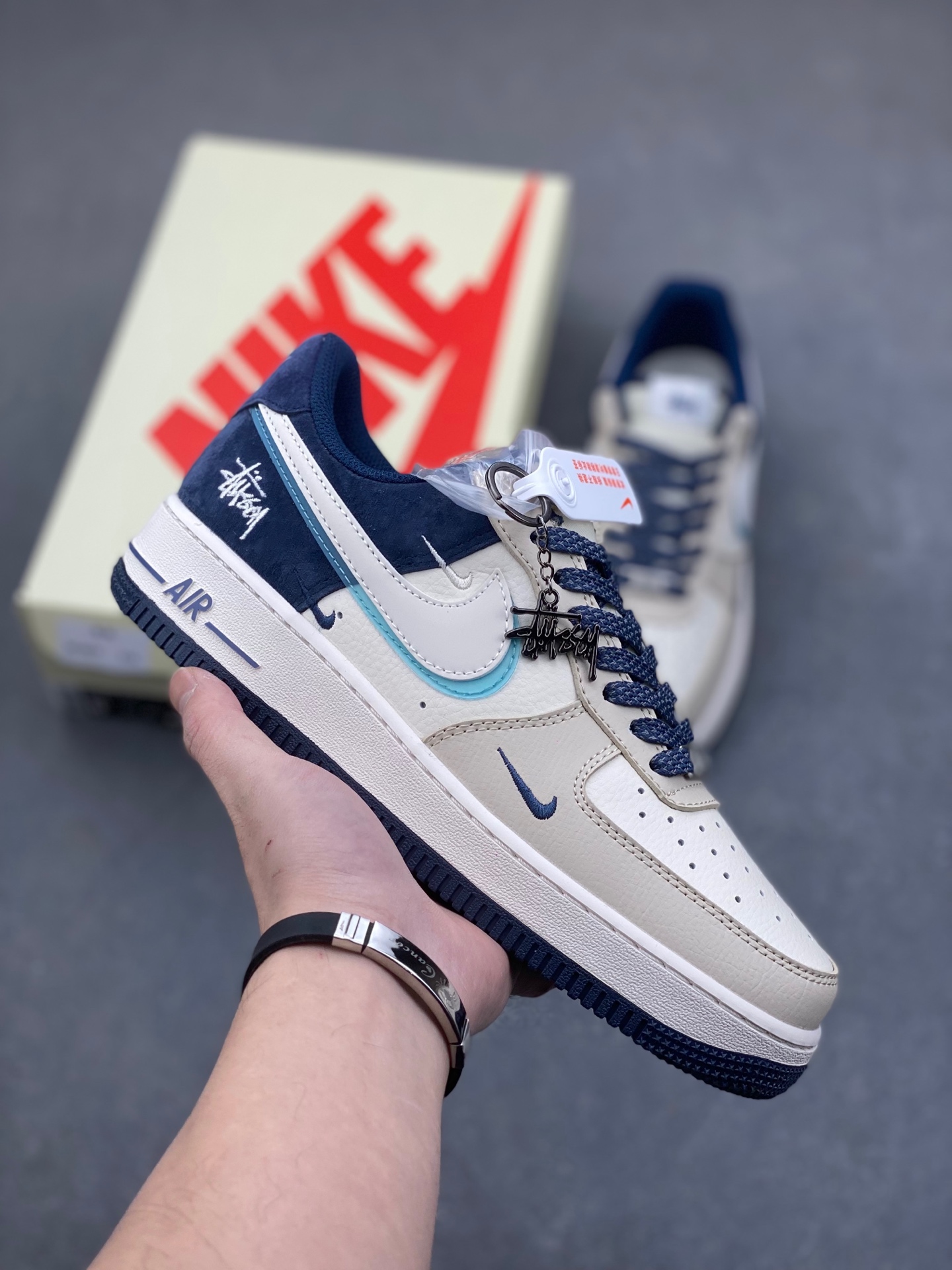 Nike Air Force 1 '07 Low Stussy - Collaboration Sneakers 2 i1736626819515 7109 0 0