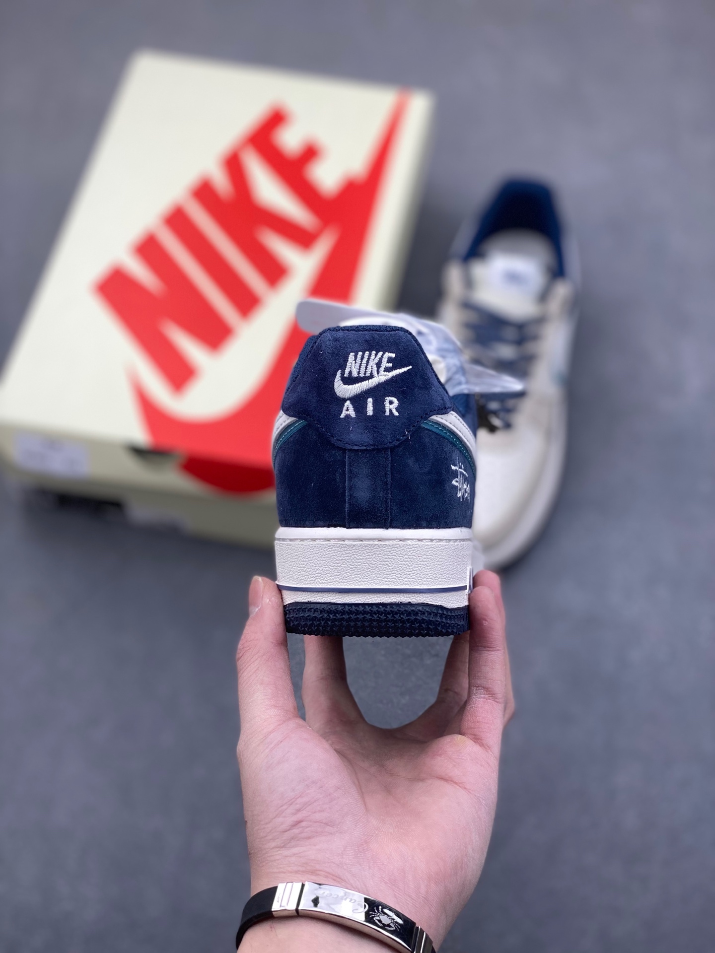 Nike Air Force 1 '07 Low Stussy - Collaboration Sneakers 5 i1736626821309 6364 0 3