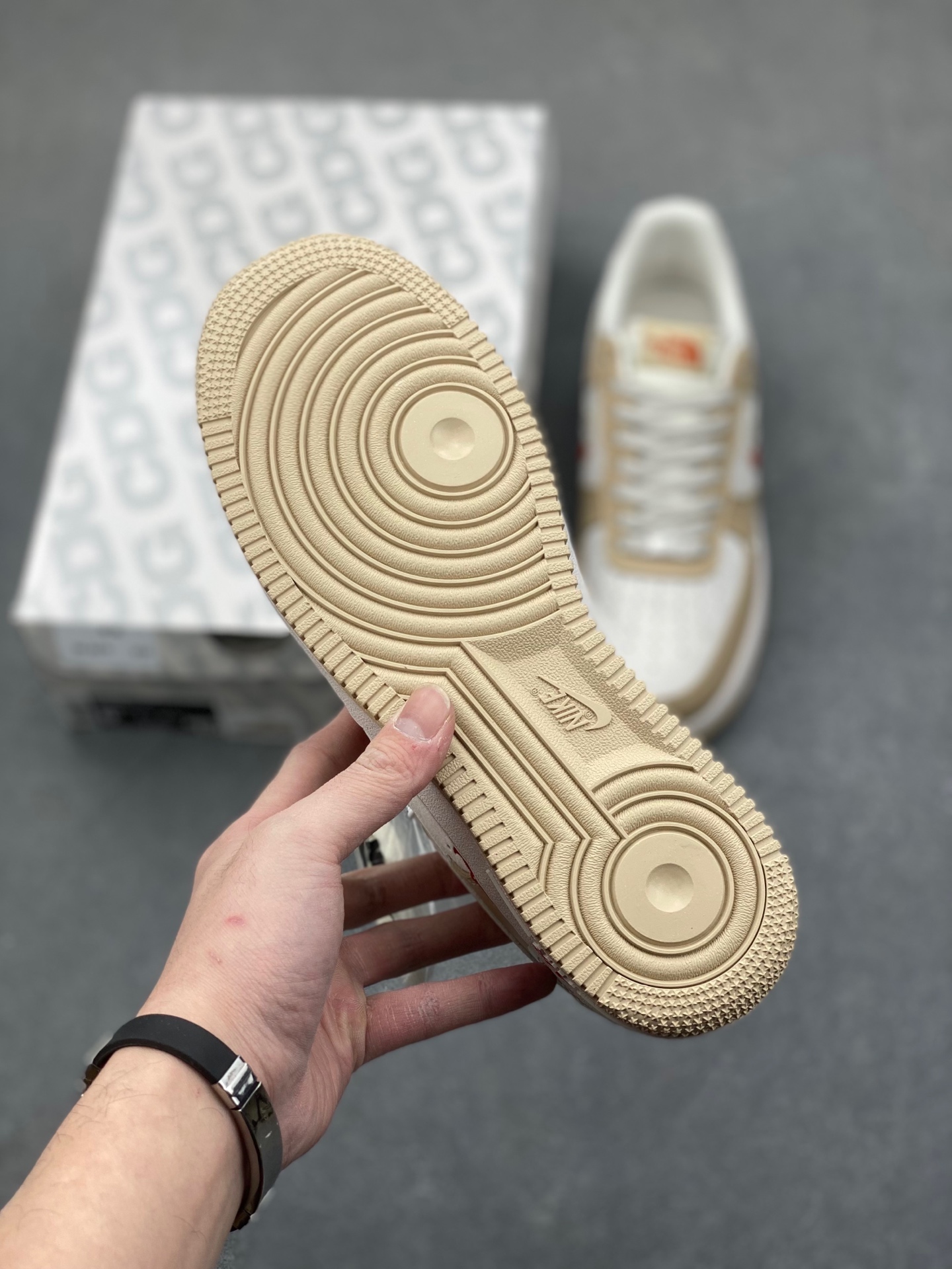 Nike Air Force 1 Low x The North Face - Beige Triple Swoosh Edition 7 i1736715535208 3092 0 5