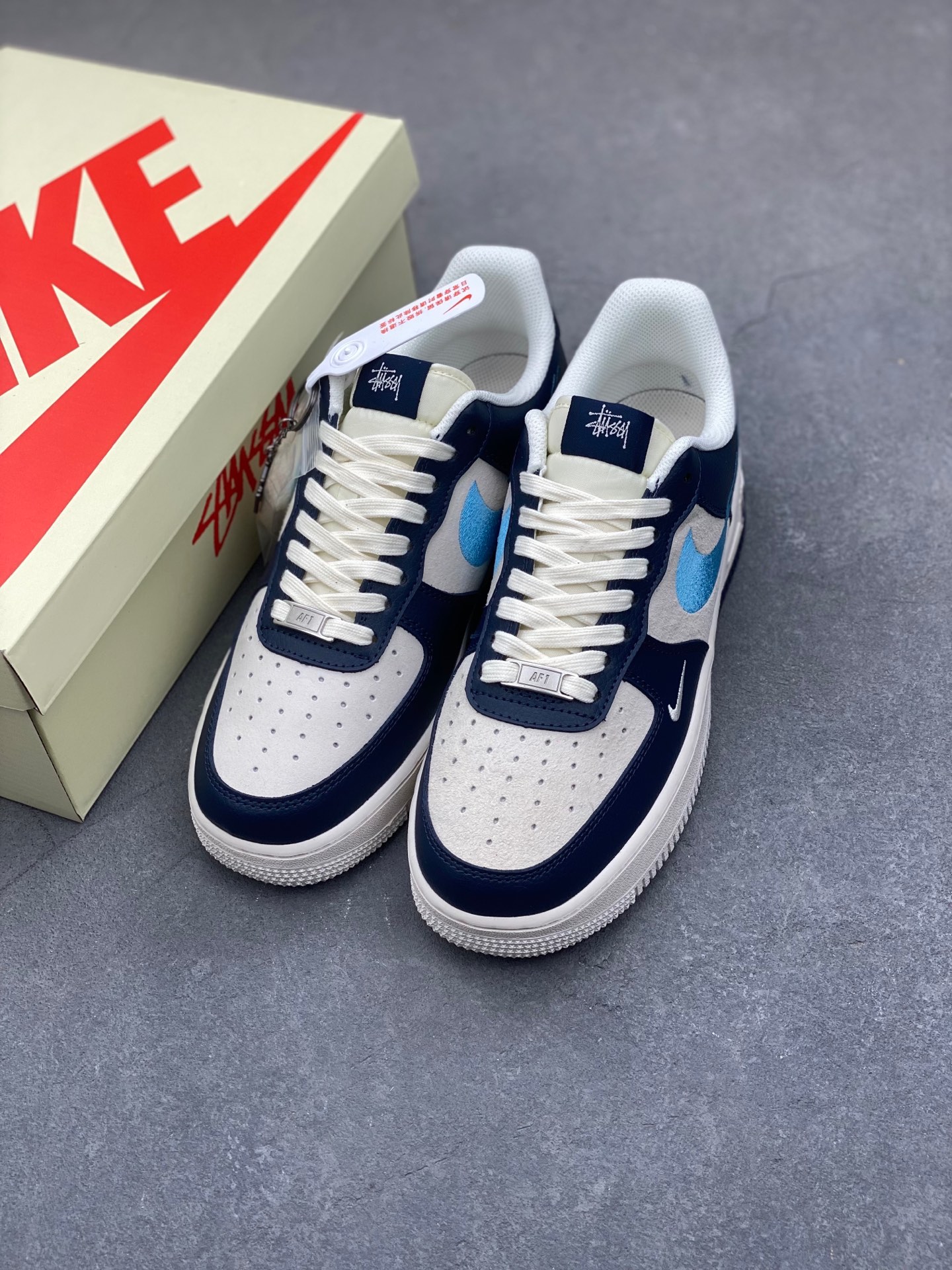 Nike Air Force 1 '07 Low Stussy Collab Sneakers - DM6688-021 9 i1736715624589 892 0 7