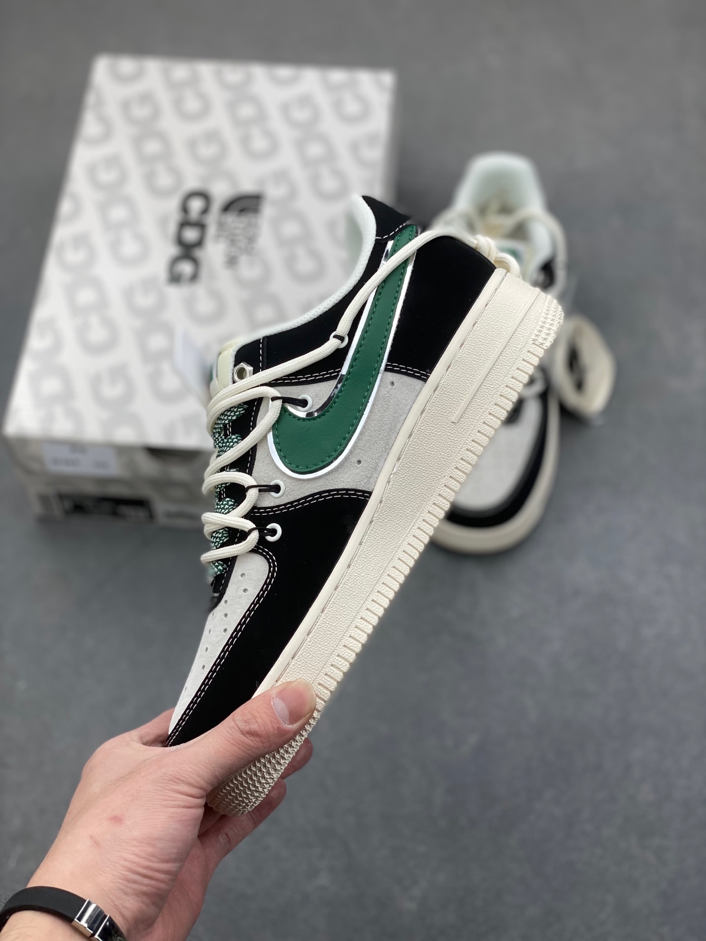 Nike Air Force 1 '07 Low The North Face Collab - Limited Edition Sneakers 4 i1736893728680 4682 0 2