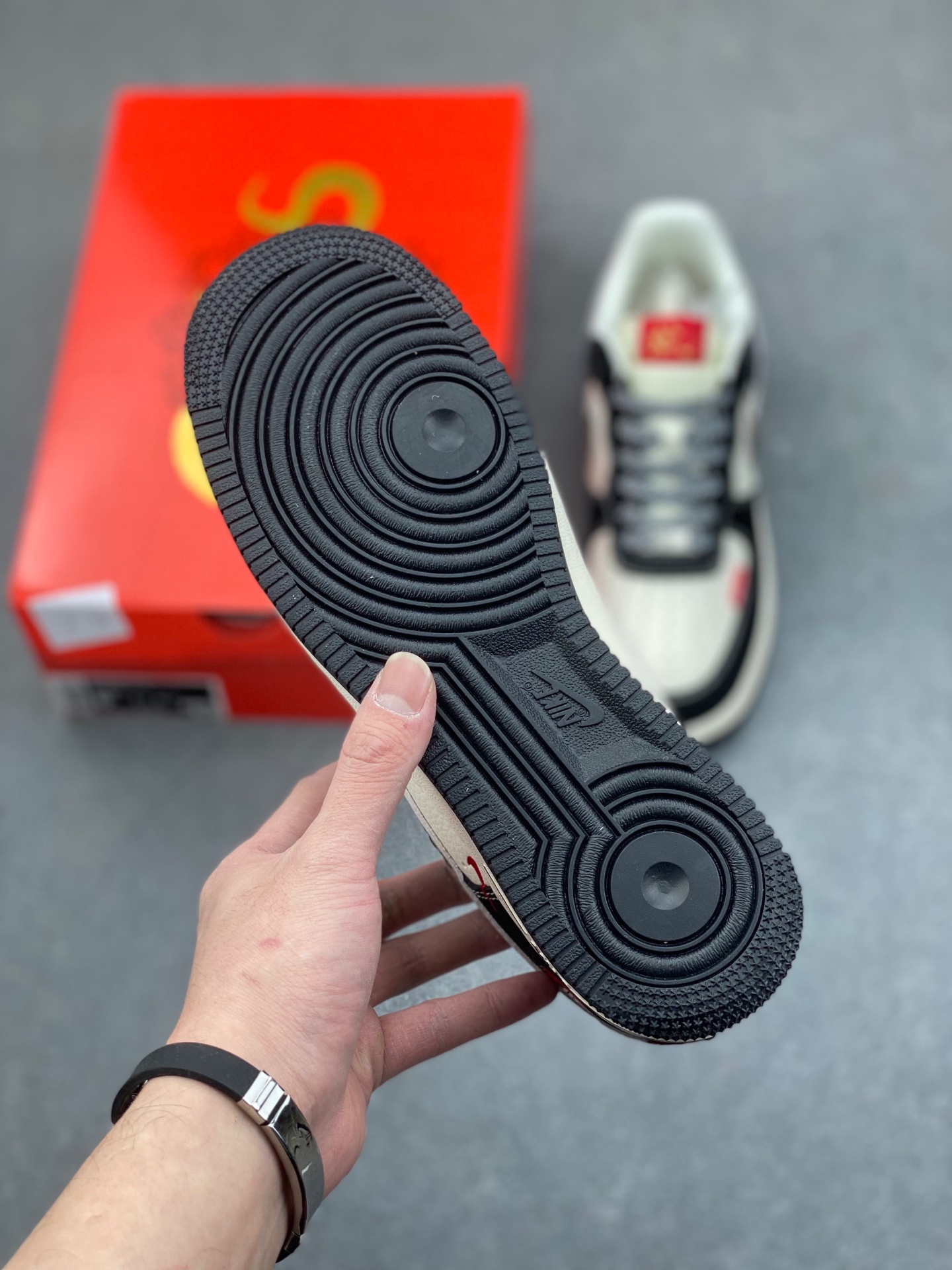 Nike Air Force 1 '07 Low Sneakers - Limited Edition Design 7 i1736894010884 1386 0 5