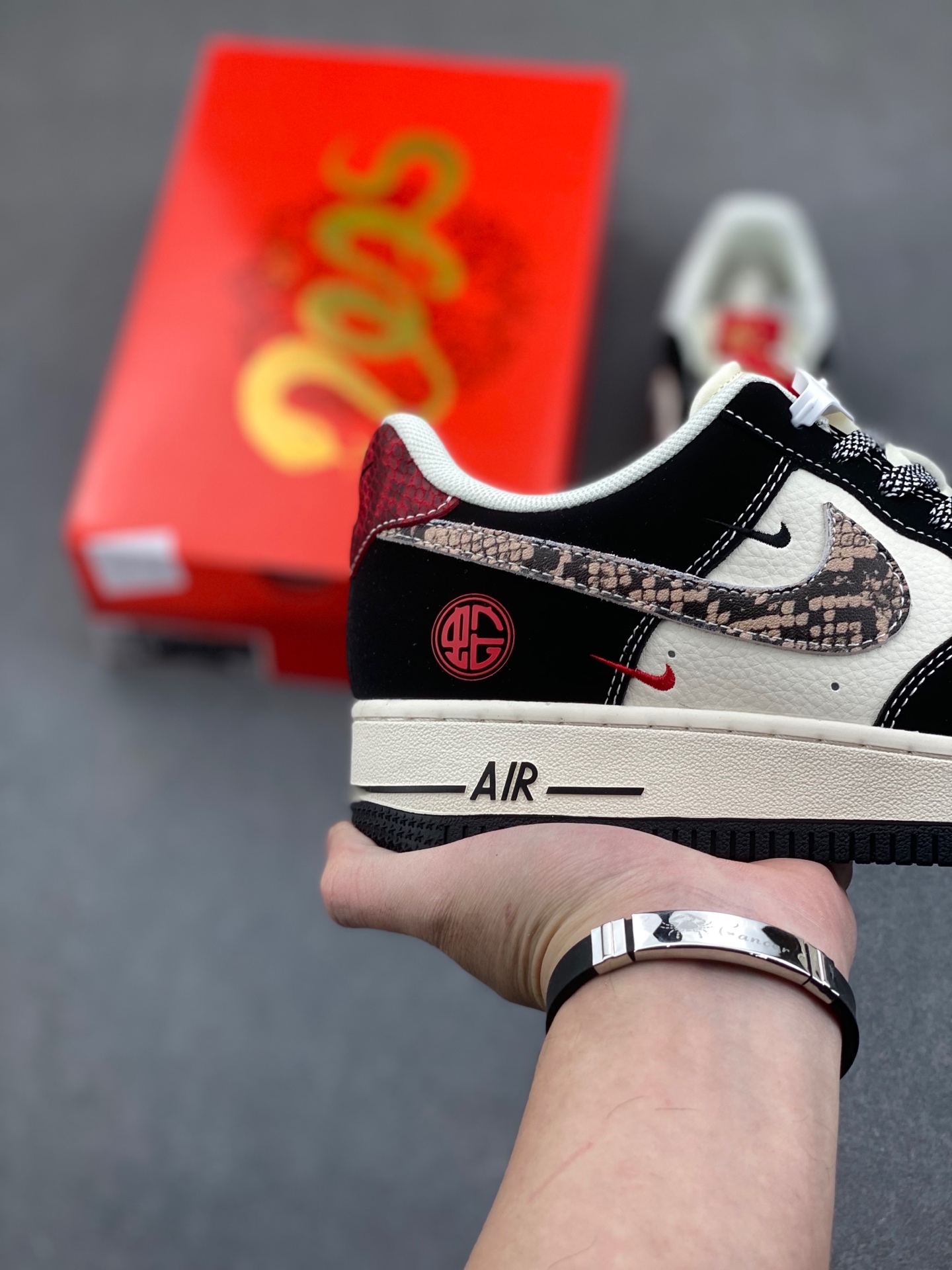 Nike Air Force 1 '07 Low Sneakers - Limited Edition Design 6 i1736894011126 6766 0 4