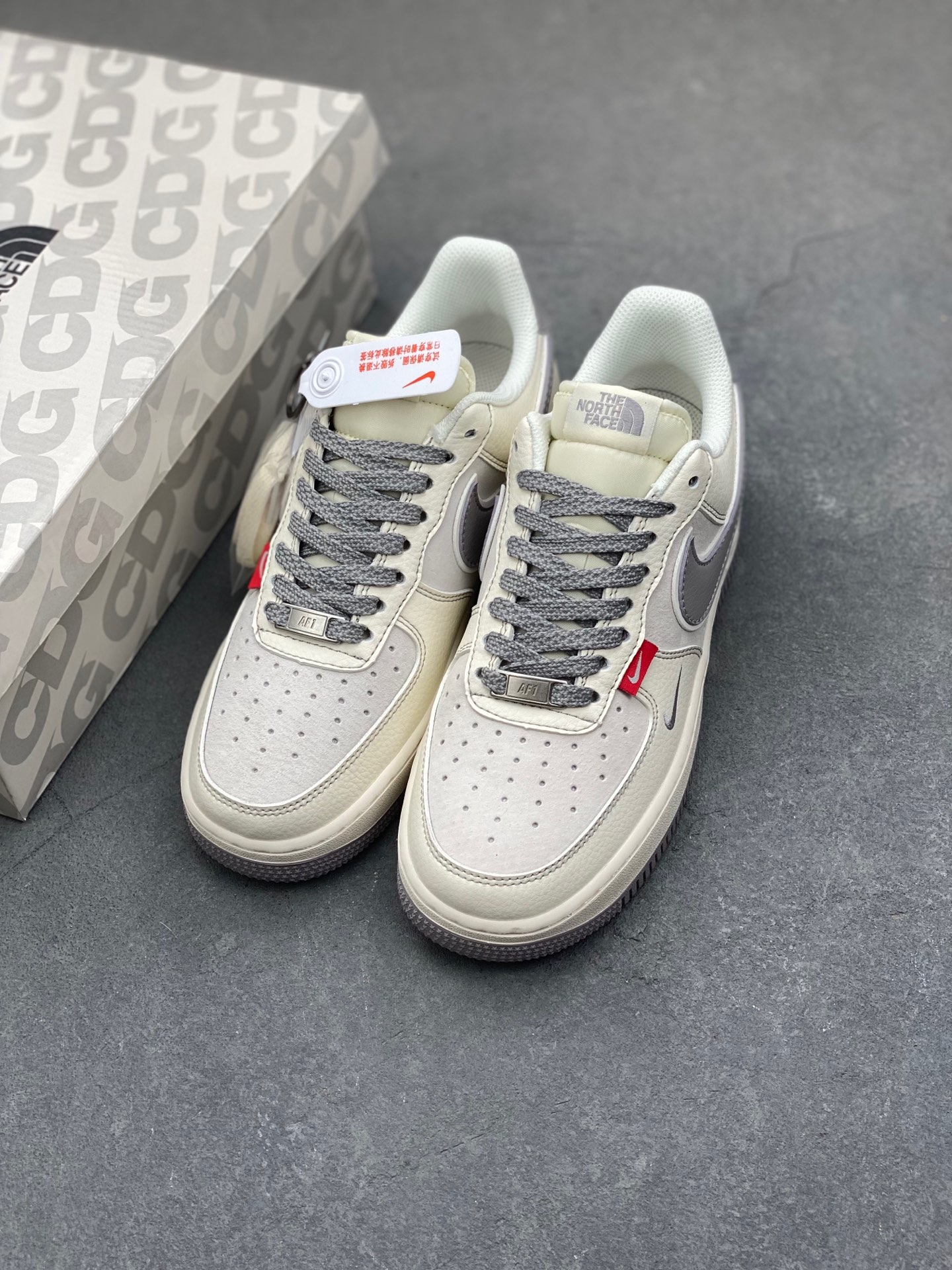 Nike Air Force 1 '07 Low Sneakers The North Face Limited Edition 9 i1736894113435 9968 0 7